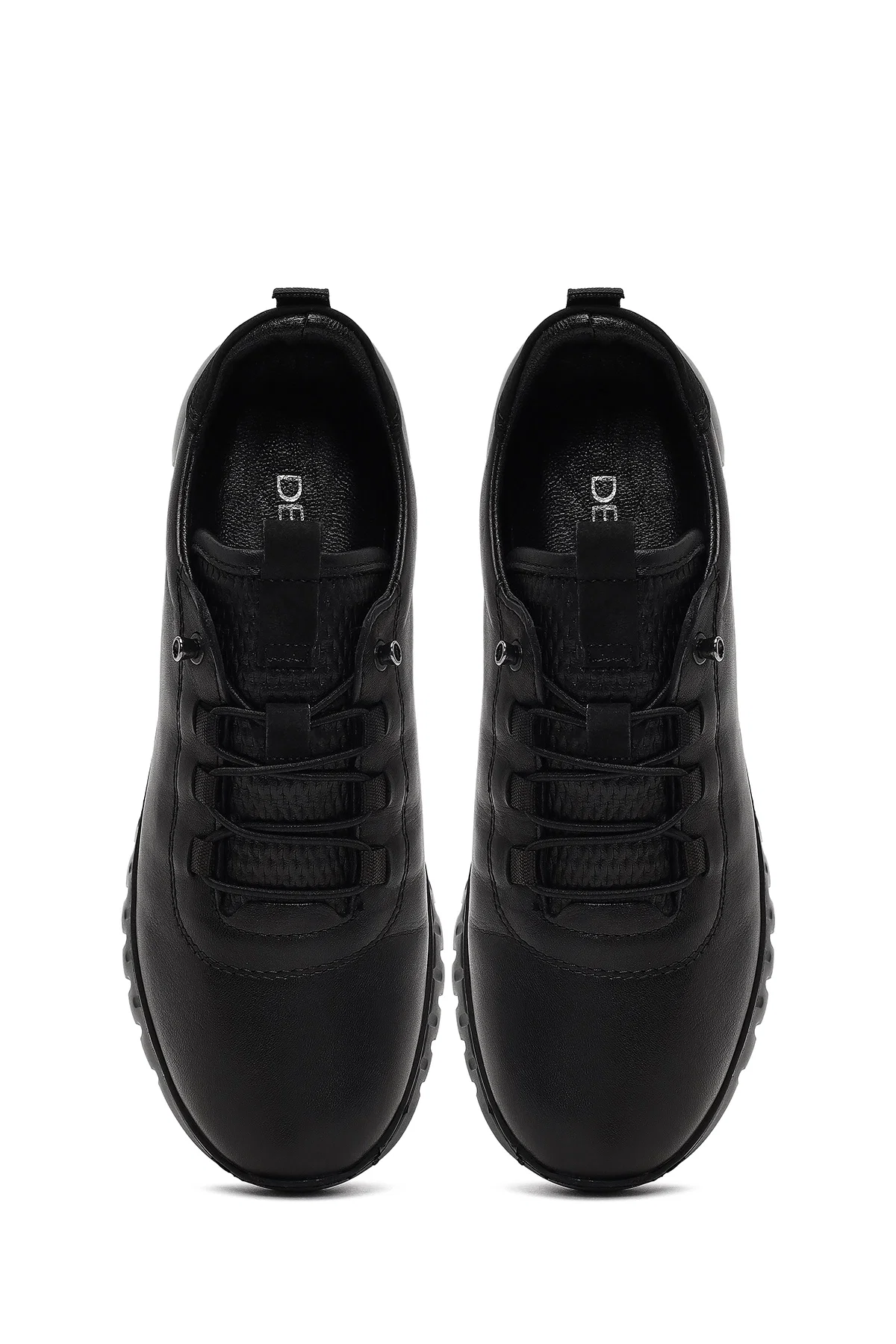 Kadın Siyah Bağcıklı Kalın Tabanlı Deri Sneaker - Image 7