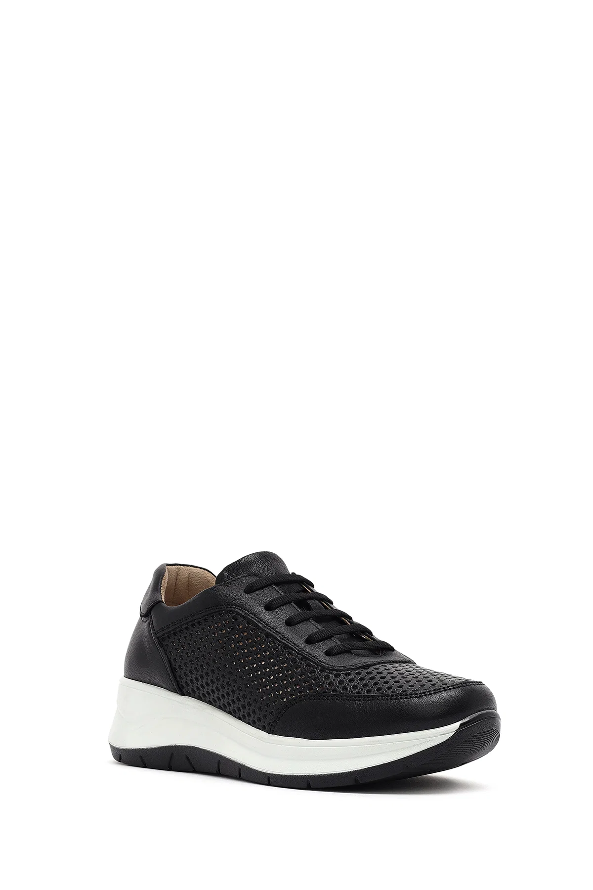 Kadın Siyah Bağcıklı Kalın Tabanlı Deri Sneaker - Image 6