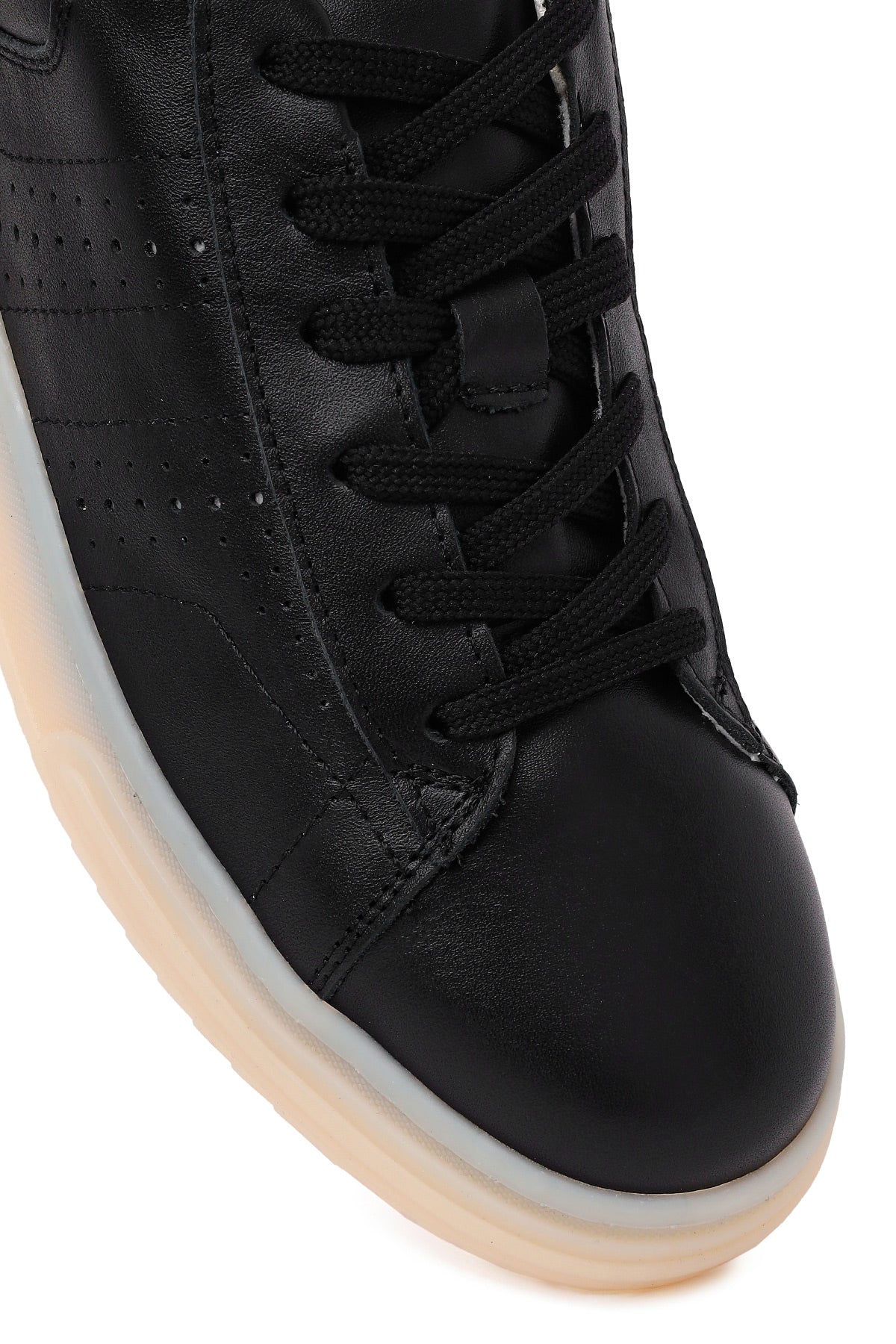 Kadın Siyah Bağcıklı Kalın Tabanlı Deri Sneaker - Image 9
