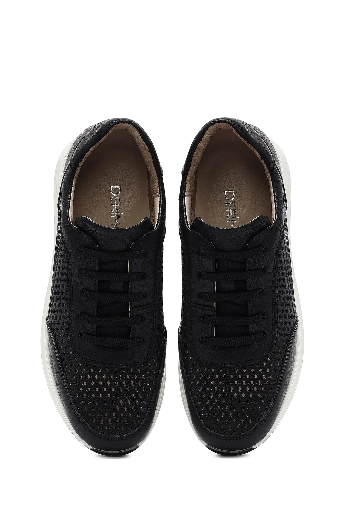 Kadın Siyah Bağcıklı Kalın Tabanlı Deri Sneaker - Image 4