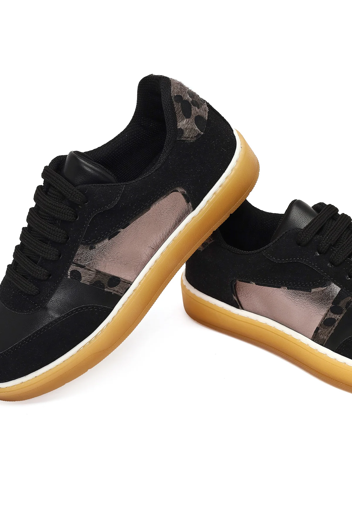 Kadın Siyah Bağcıklı Kalın Tabanlı Desenli Sneaker - Image 11