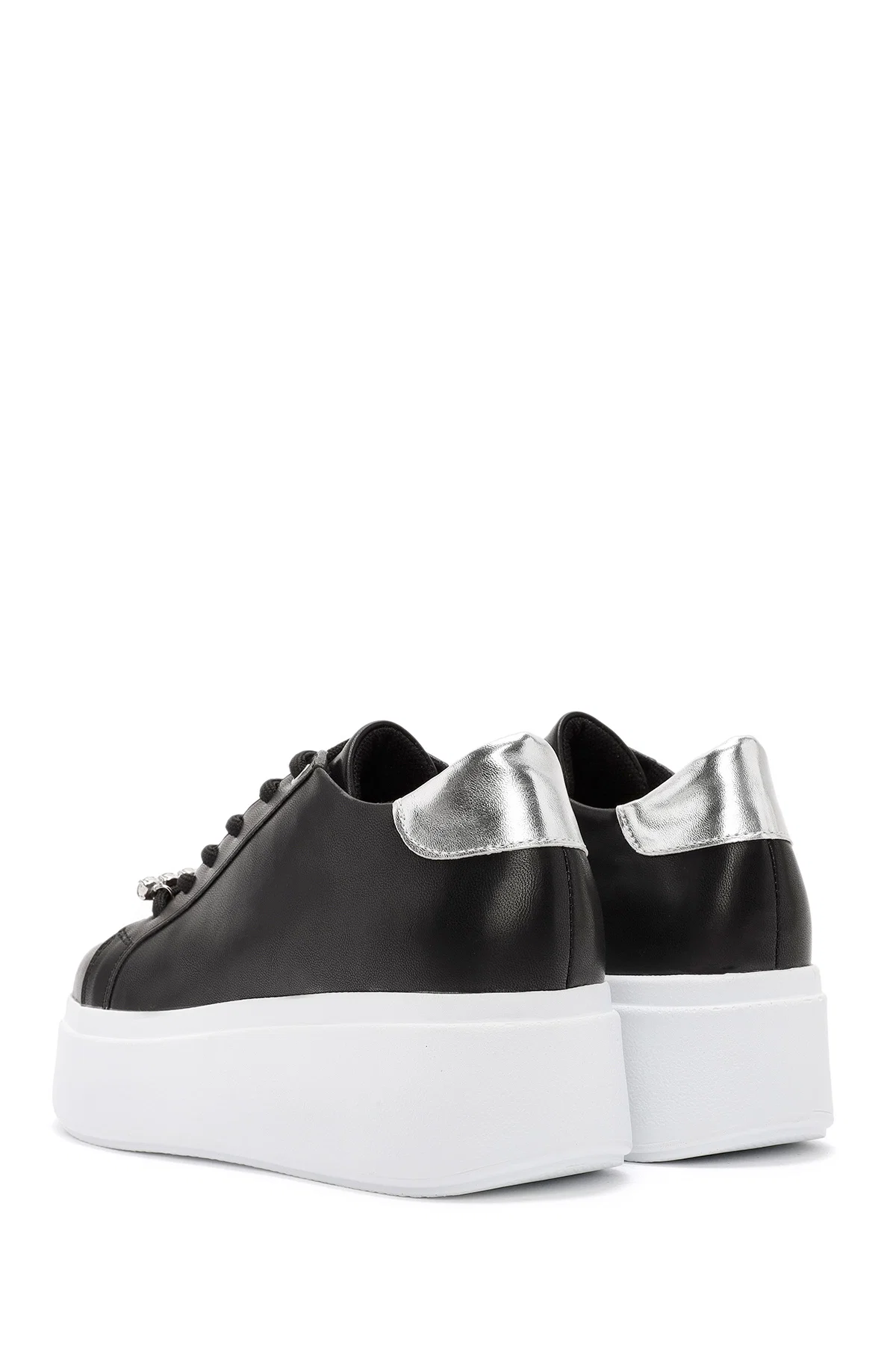 Kadın Siyah Bağcıklı Kalın Tabanlı Sneaker - Image 5