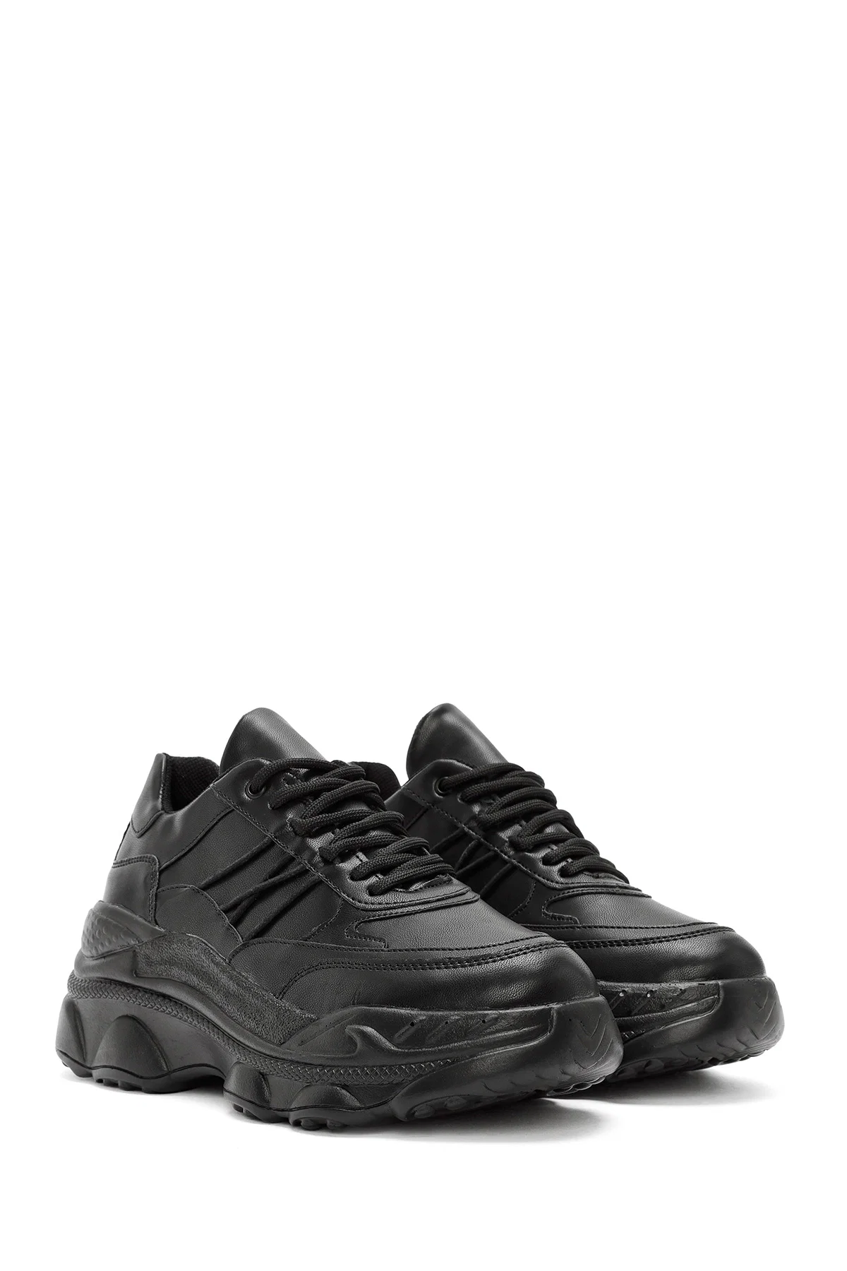 Kadın Siyah Bağcıklı Kalın Tabanlı Sneaker - Image 3