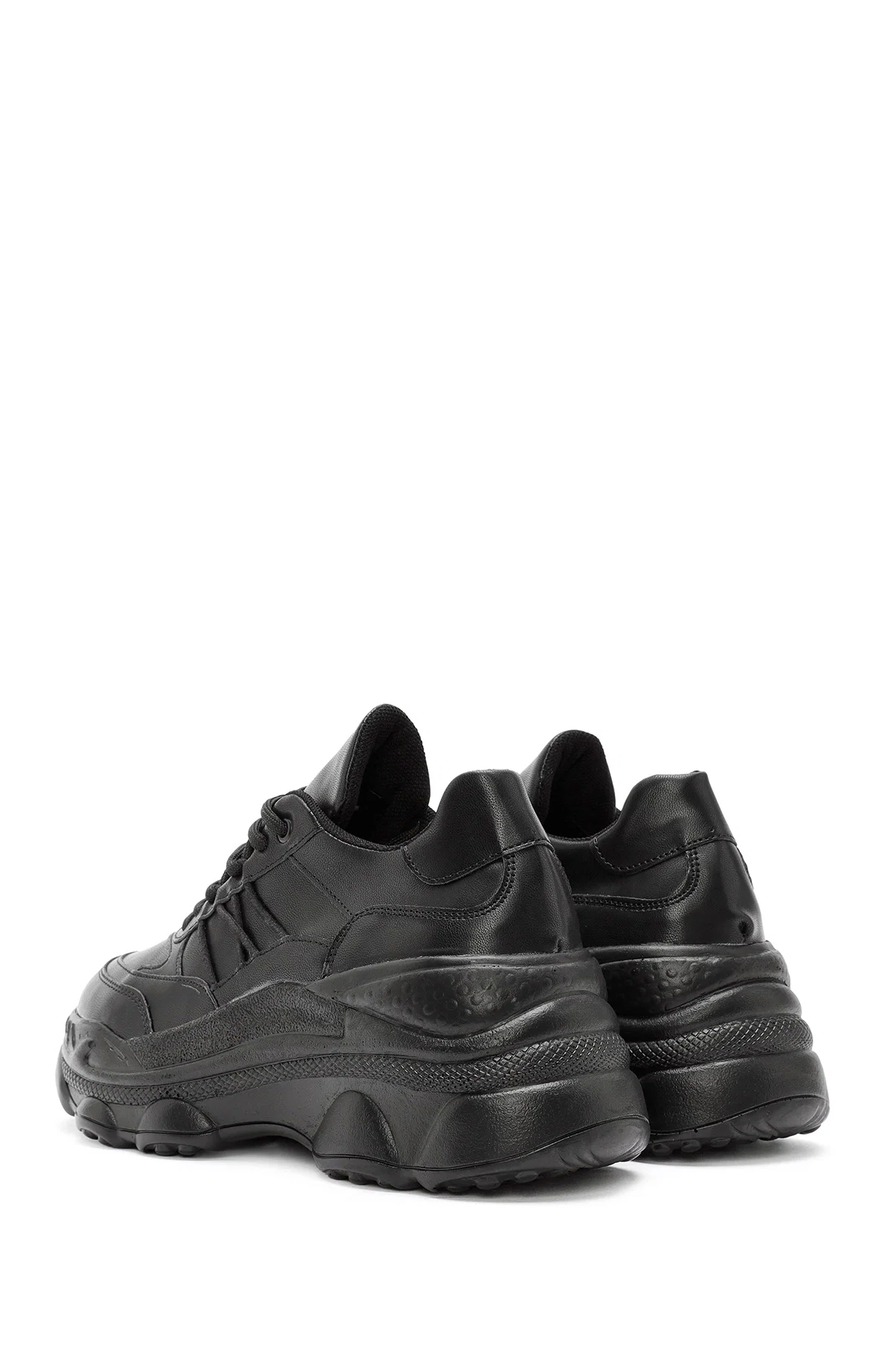 Kadın Siyah Bağcıklı Kalın Tabanlı Sneaker - Image 5