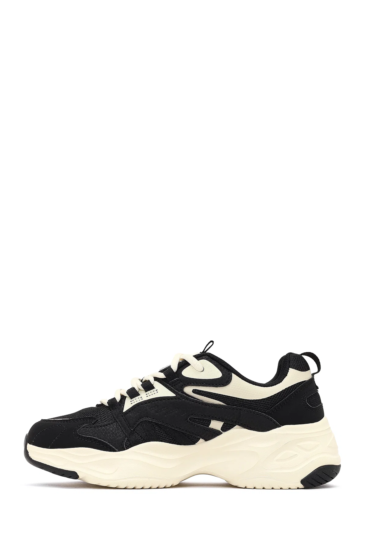 Kadın Siyah Bağcıklı Kalın Tabanlı Sneaker - Image 4