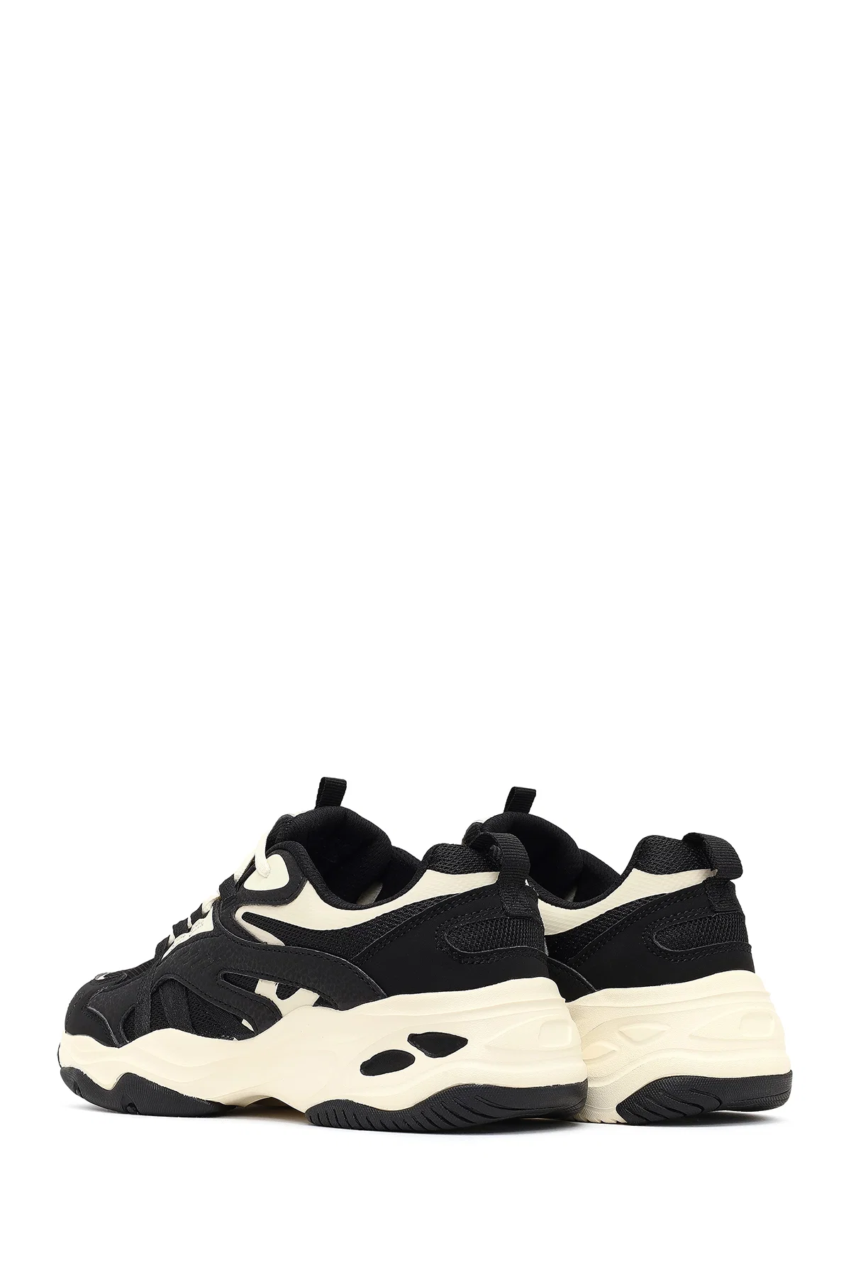 Kadın Siyah Bağcıklı Kalın Tabanlı Sneaker - Image 7