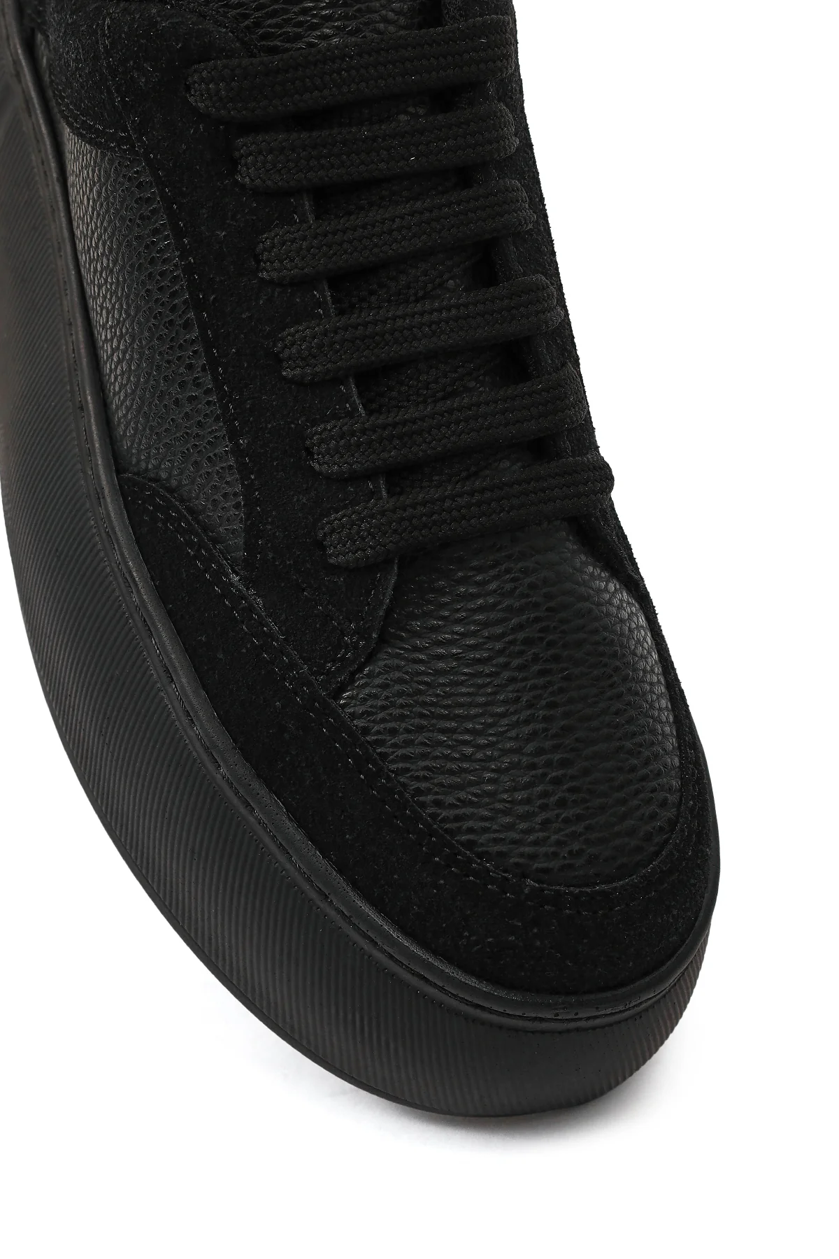 Kadın Siyah Bağcıklı Kalın Tabanlı Sneaker - Image 9