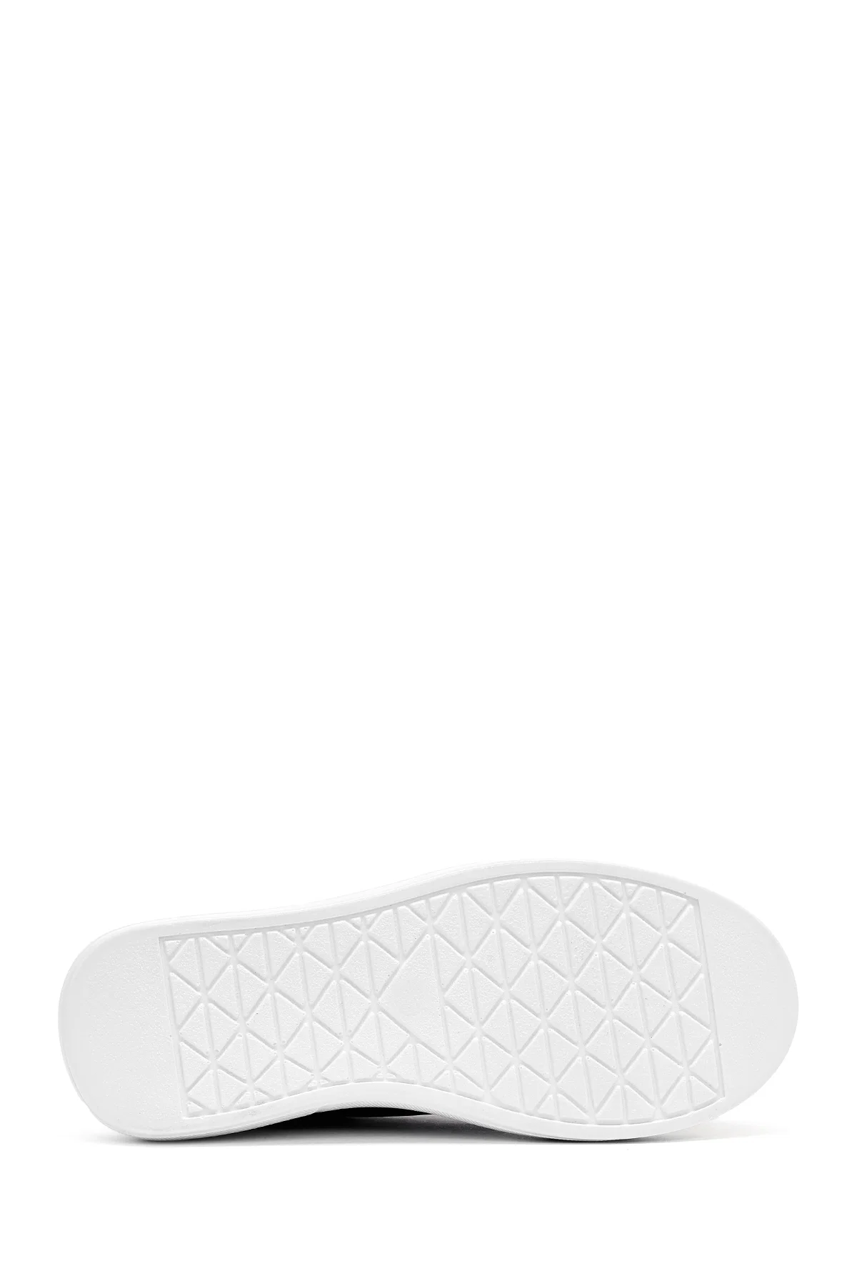 Kadın Siyah Bağcıklı Kalın Tabanlı Sneaker - Image 4