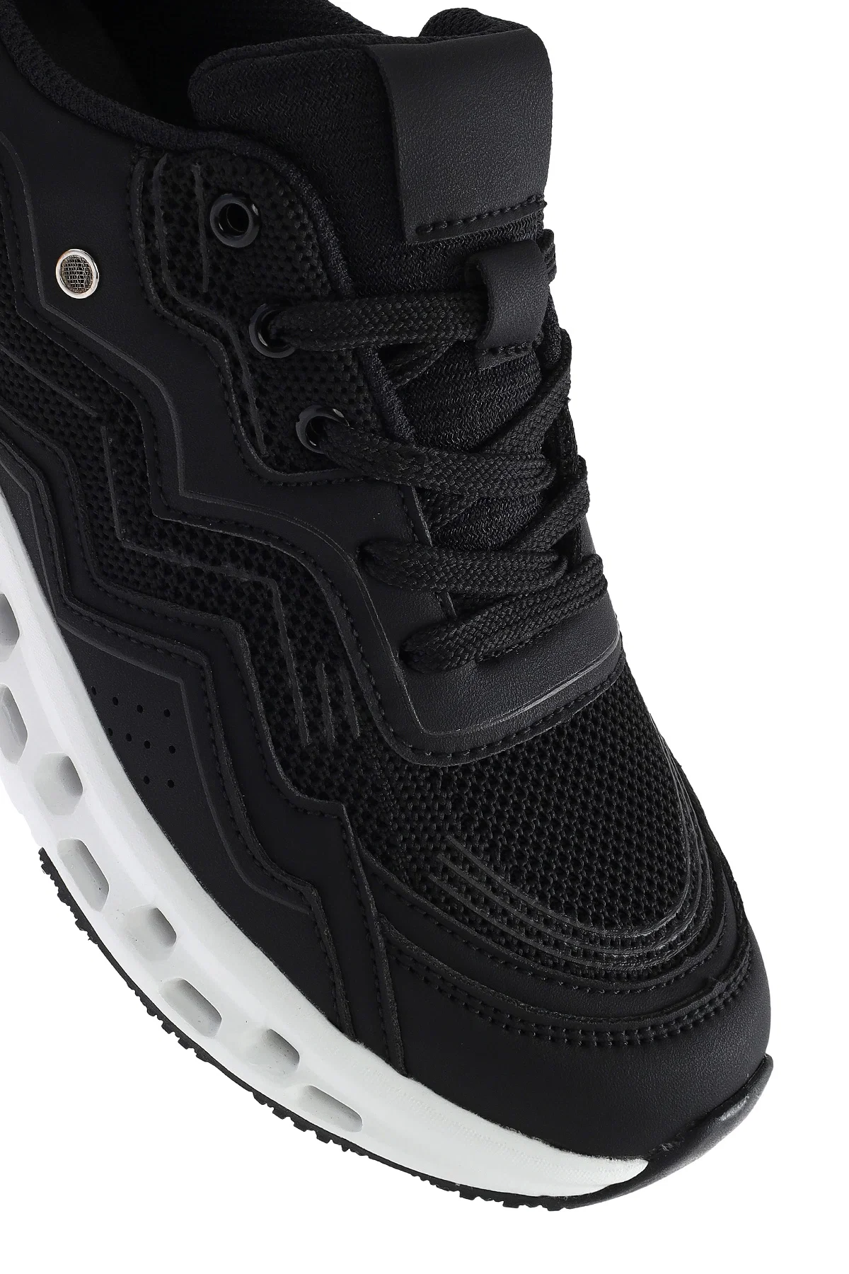 Kadın Siyah Bağcıklı Kalın Tabanlı Sneaker - Image 9