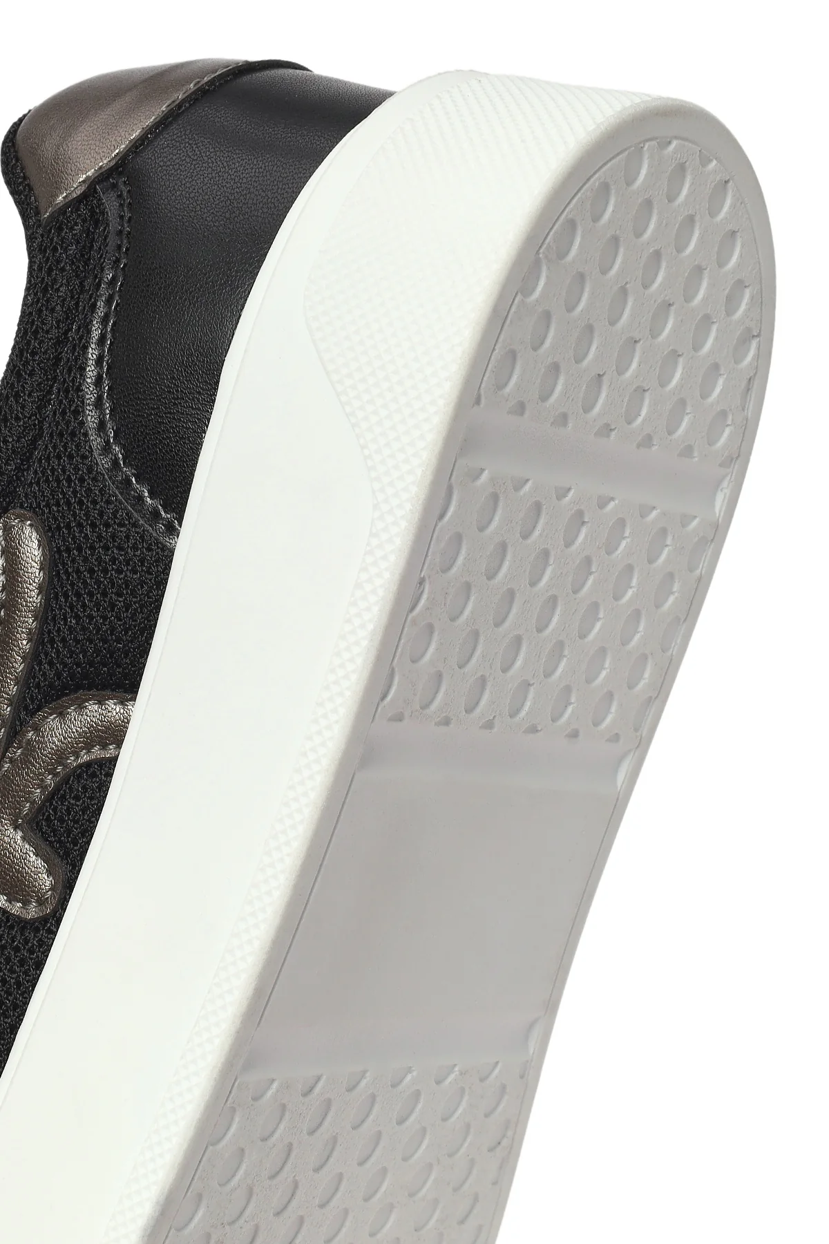 Kadın Siyah Bağcıklı Kalın Tabanlı Sneaker - Image 8