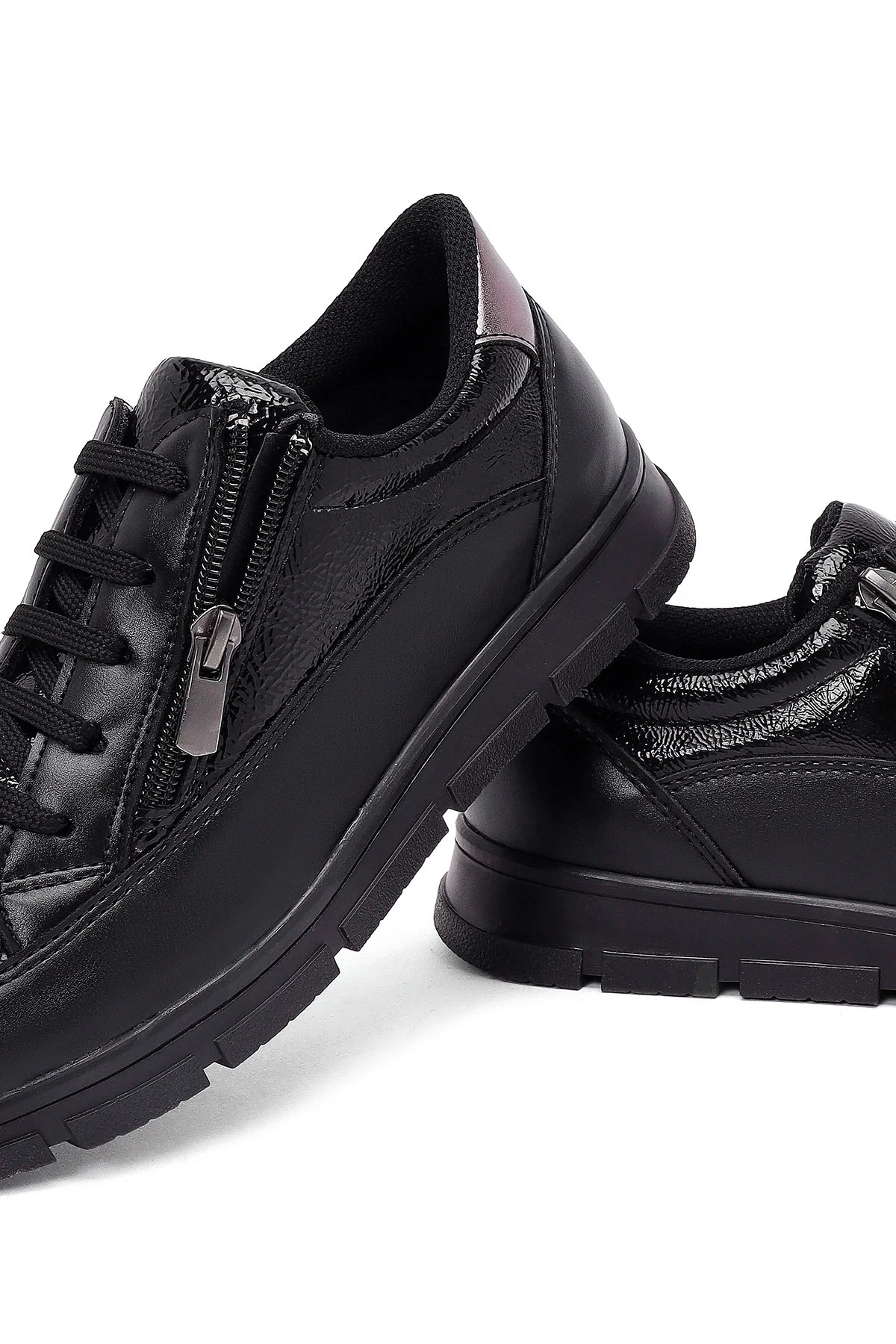 Kadın Siyah Bağcıklı Sneaker - Image 11
