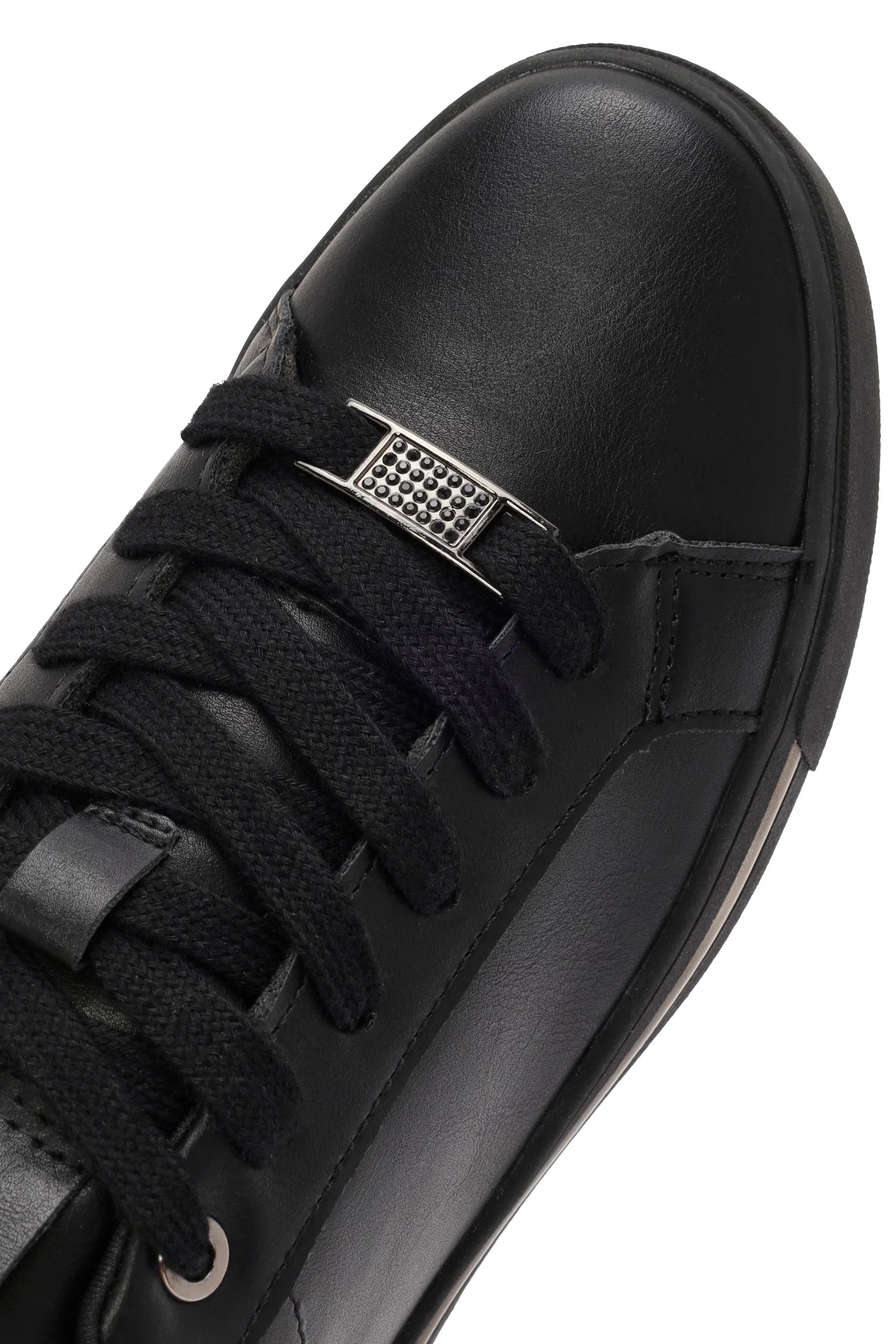 Kadın Siyah Bağcıklı Taş Detaylı Deri Sneaker - Image 10