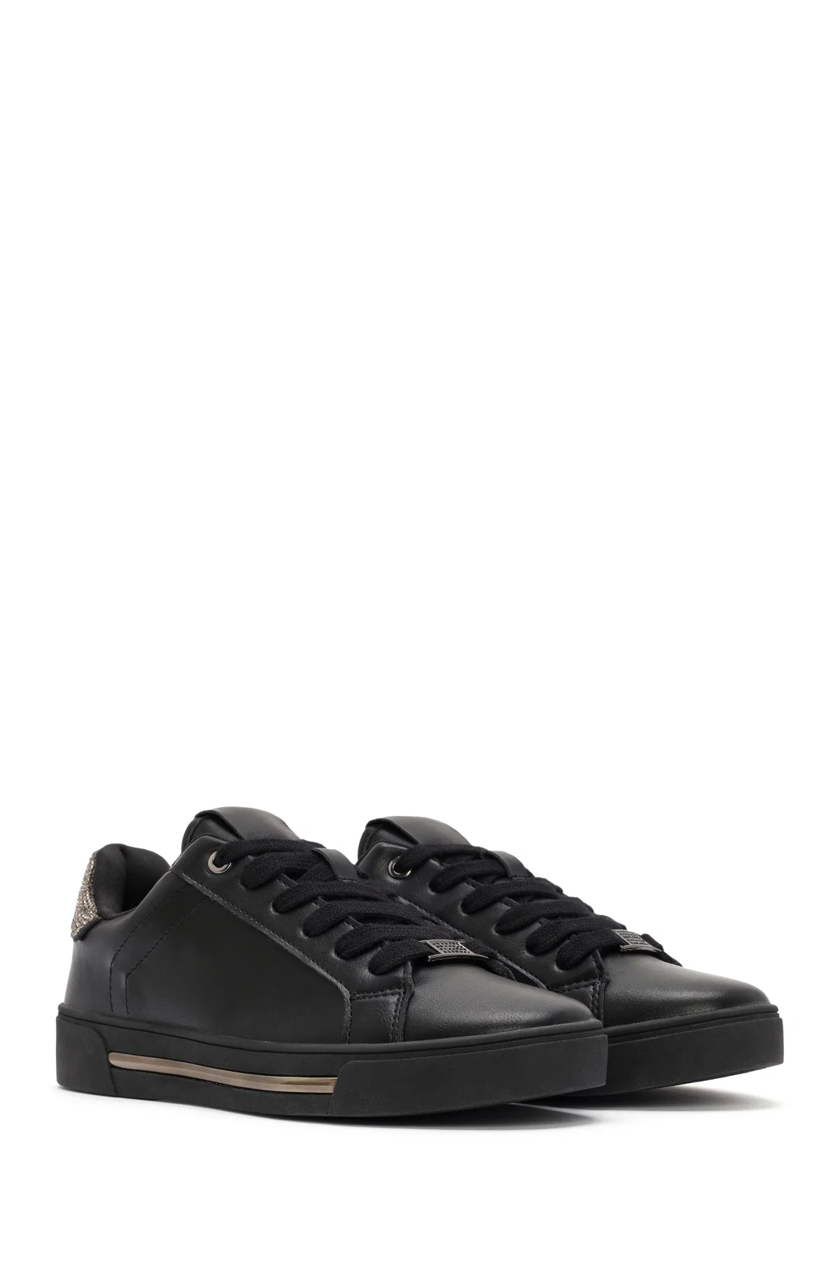 Kadın Siyah Bağcıklı Taşlı Sneaker - Image 3