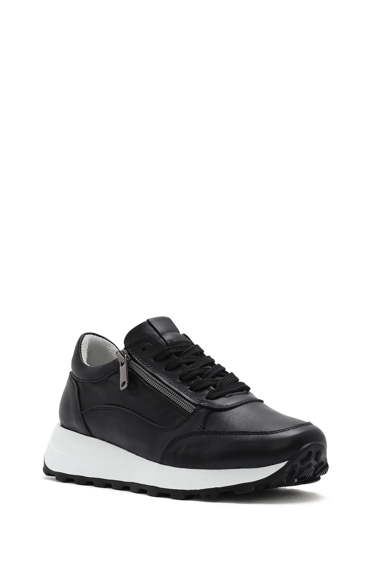 Kadın Siyah Bağcıklı Yandan Fermuarlı Deri Sneaker - Image 7