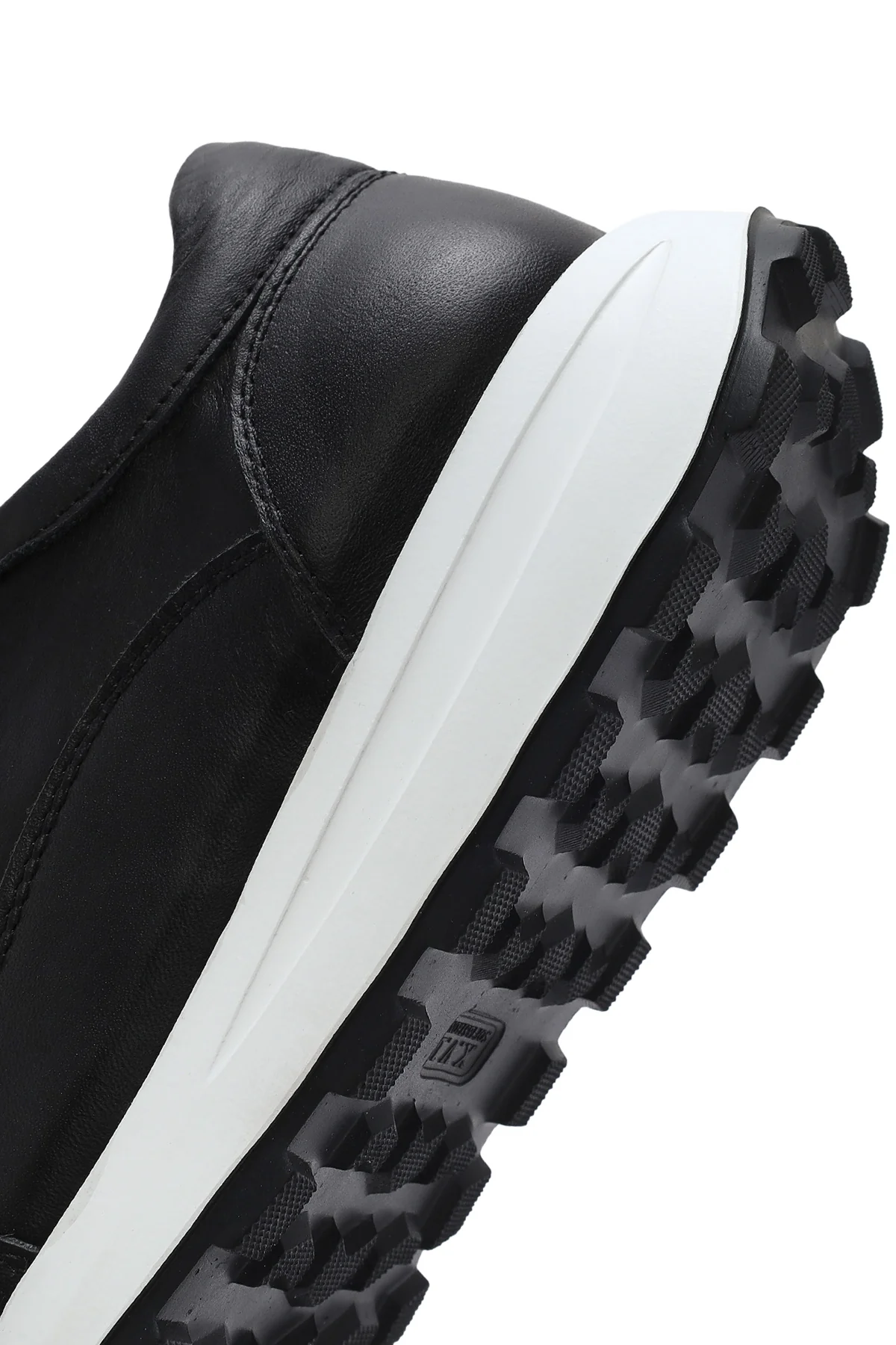 Kadın Siyah Bağcıklı Yandan Fermuarlı Deri Sneaker - Image 8