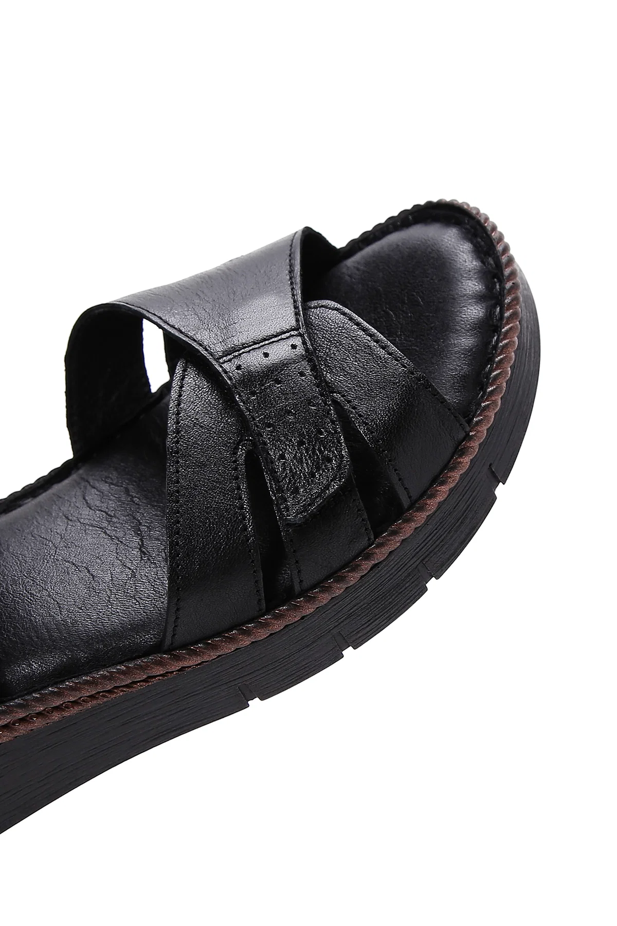 Kadın Siyah Bilekten Bantlı Kalın Tabanlı Deri Comfort Sandalet - Image 7