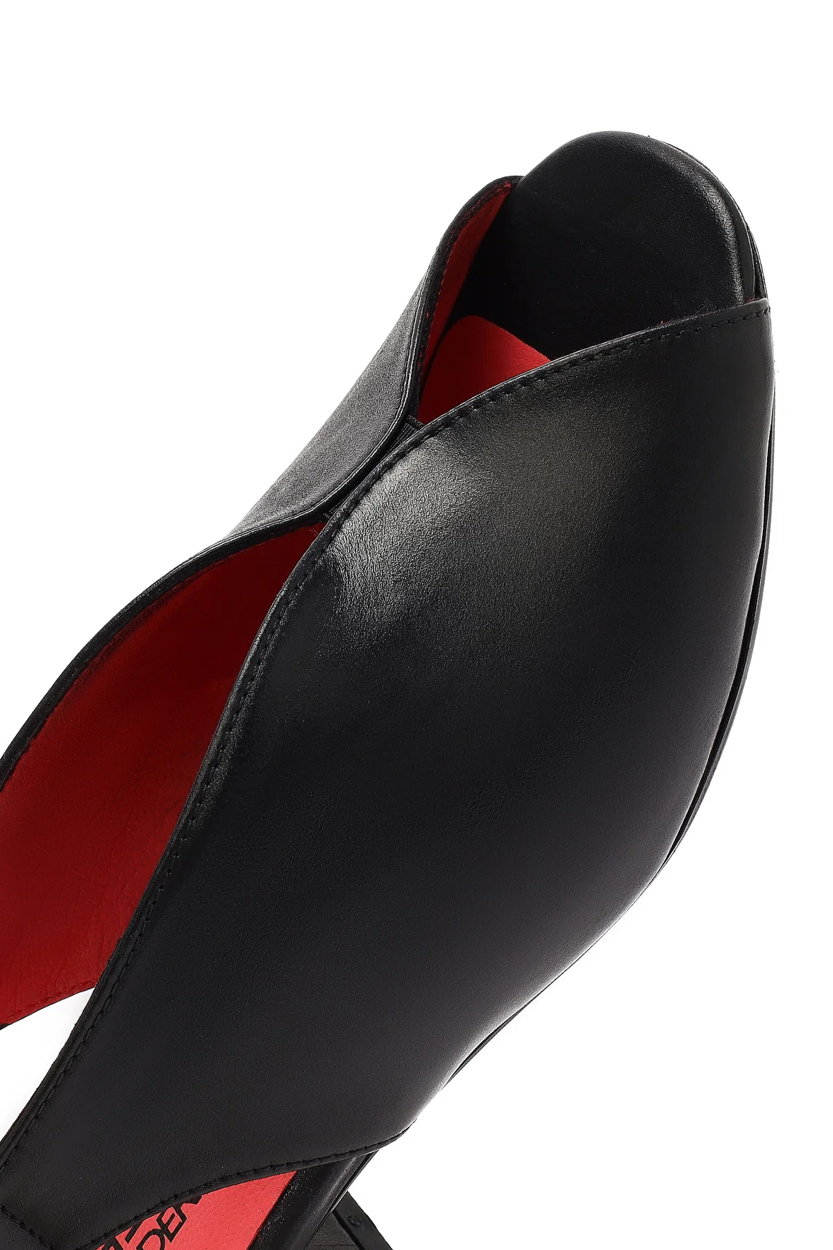 Kadın Siyah Bilekten Bantlı Kısa Kalın Topuklu Deri Sandalet - Image 11
