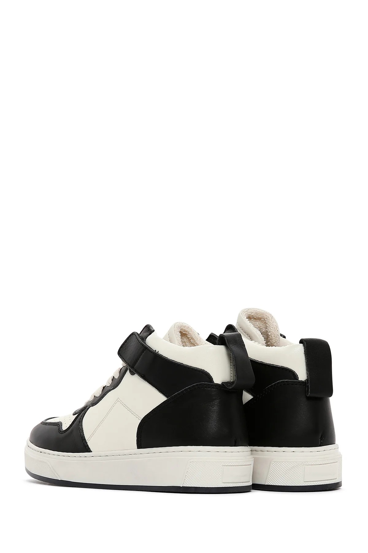 Kadın Siyah Deri Bilekli Sneaker - Image 5