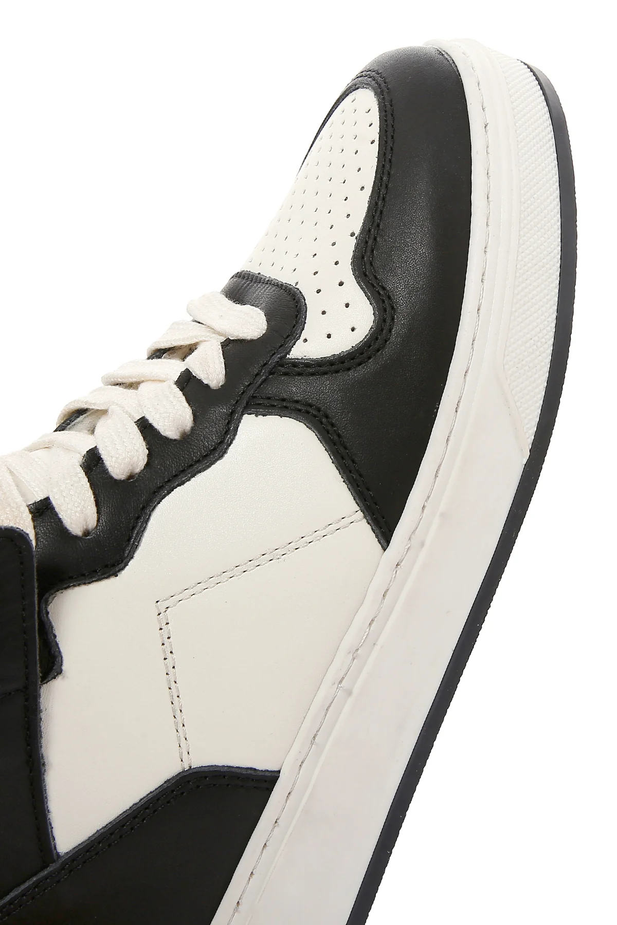Kadın Siyah Deri Bilekli Sneaker - Image 9