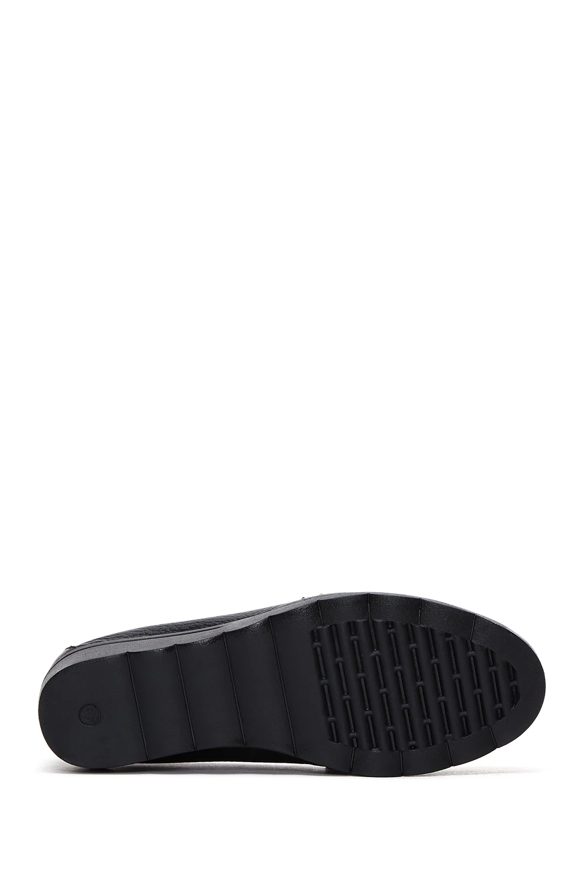 Kadın Siyah Deri Dolgu Topuklu Comfort Loafer - Image 4