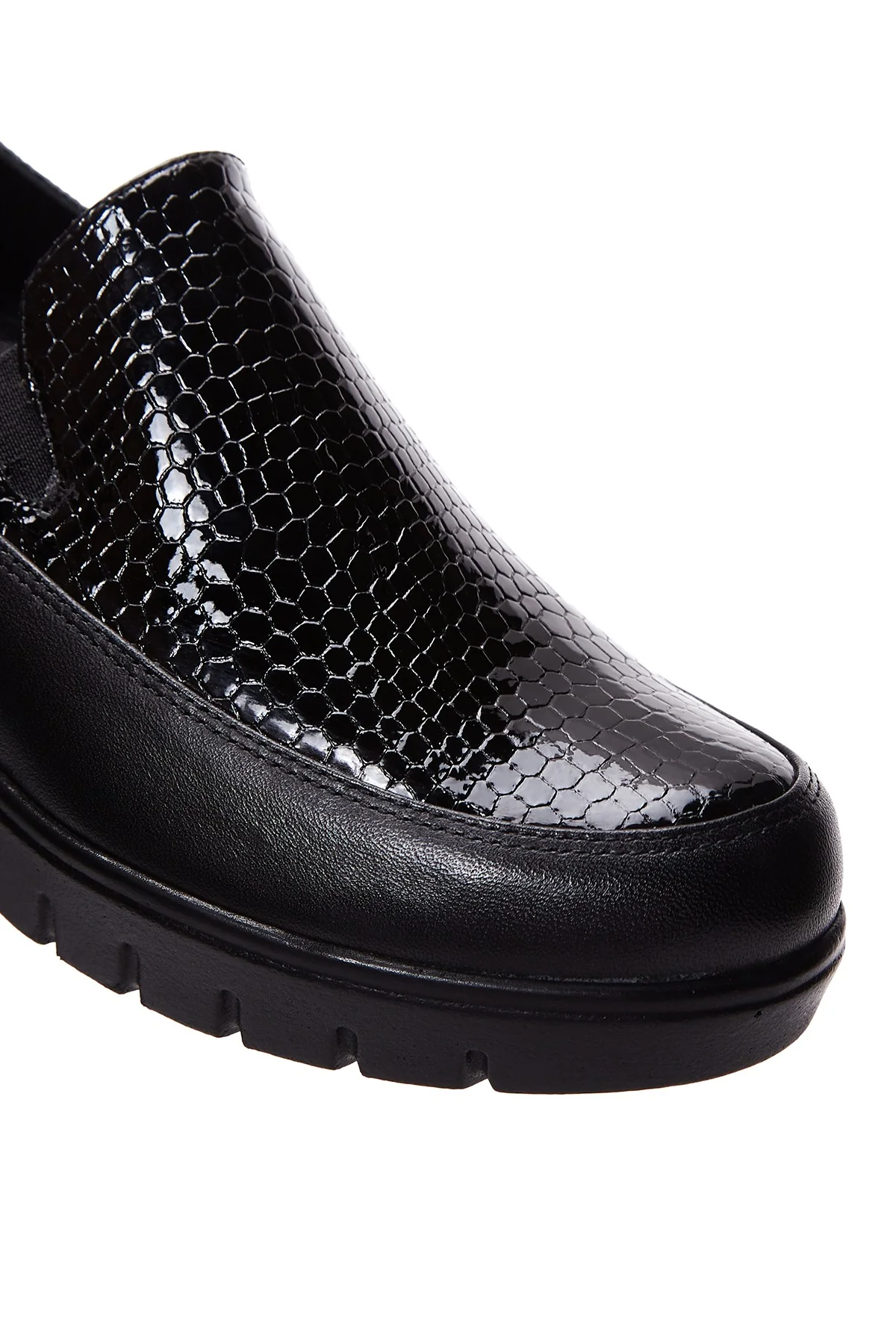 Kadın Siyah Deri Dolgu Topuklu Loafer - Image 8
