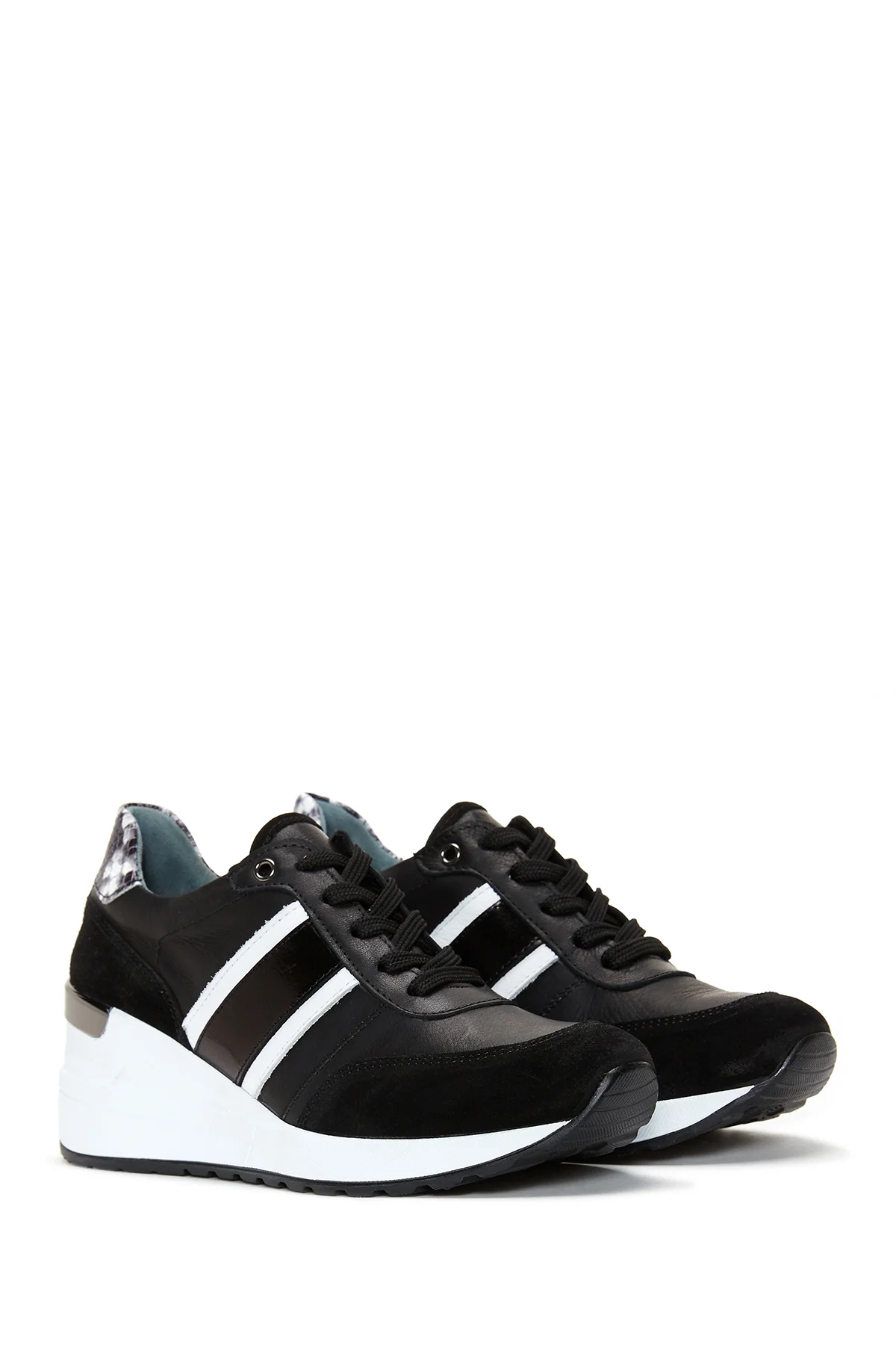 Kadın Siyah Deri Dolgu Topuklu Sneaker - Image 3