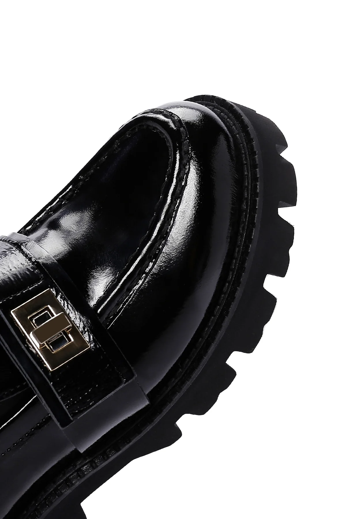 Kadın Siyah Deri Kalın Tabanlı Rugan Casual Loafer - Image 9