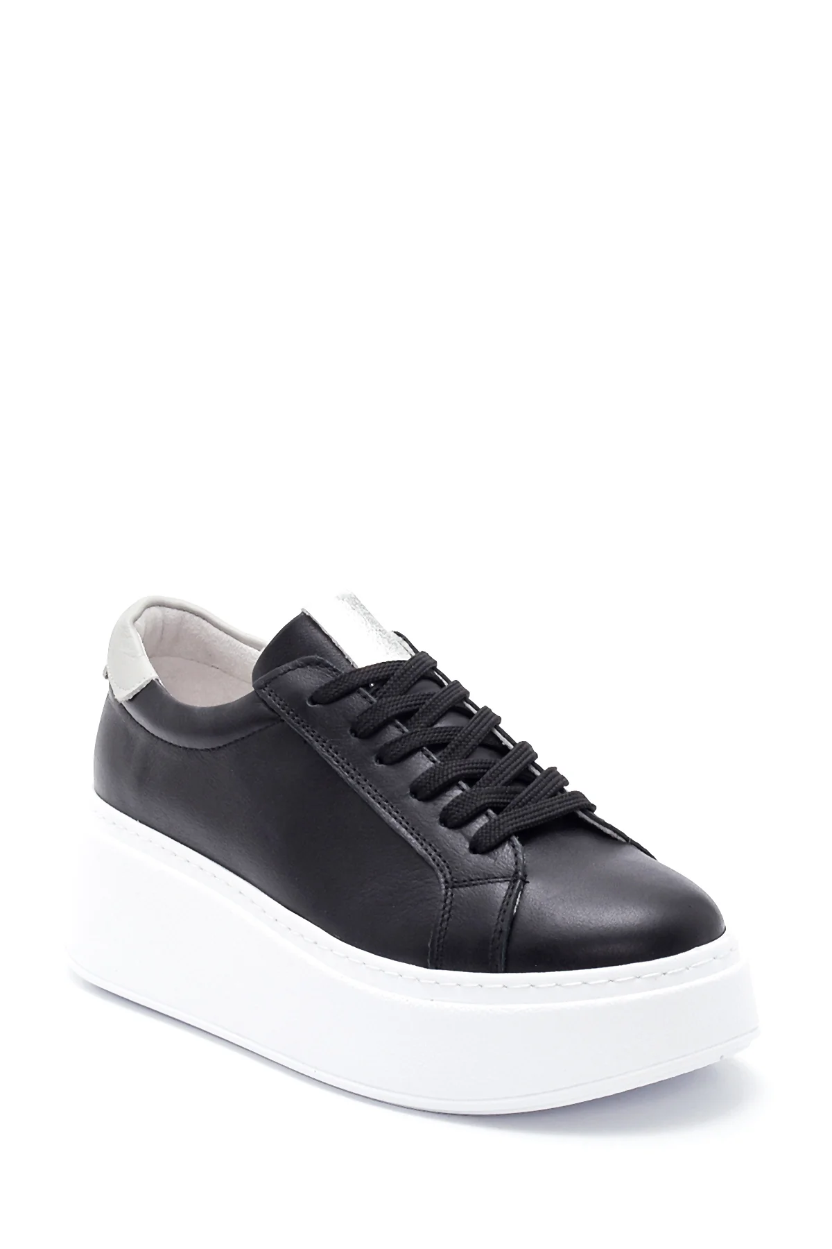 Kadın Siyah Deri Kalın Tabanlı Sneaker - Image 3
