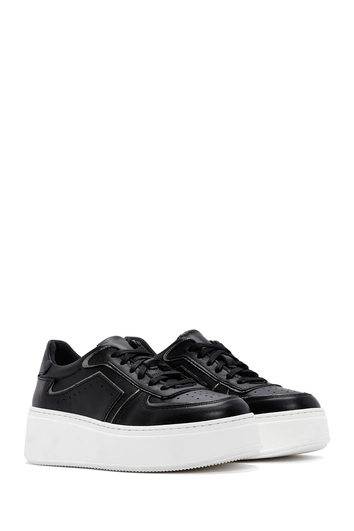 Kadın Siyah Deri Kalın Tabanlı Sneaker - Image 3