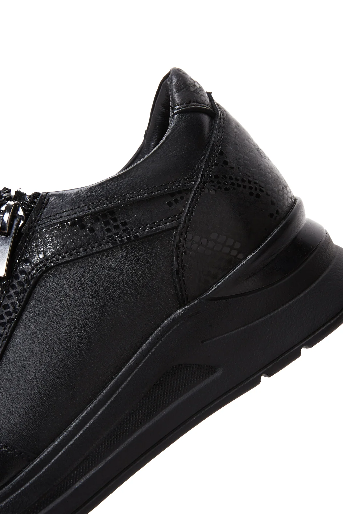 Kadın Siyah Deri Kalın Tabanlı Sneaker - Image 8
