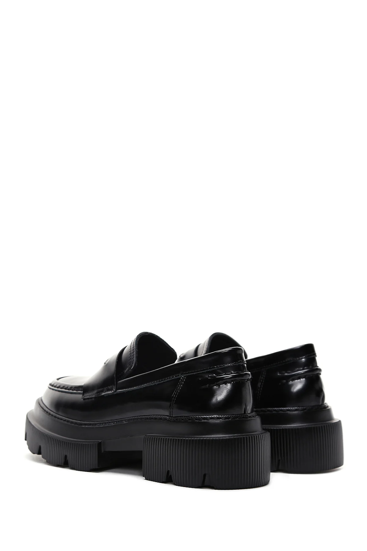 Kadın Siyah Deri Maskülen Loafer - Image 5