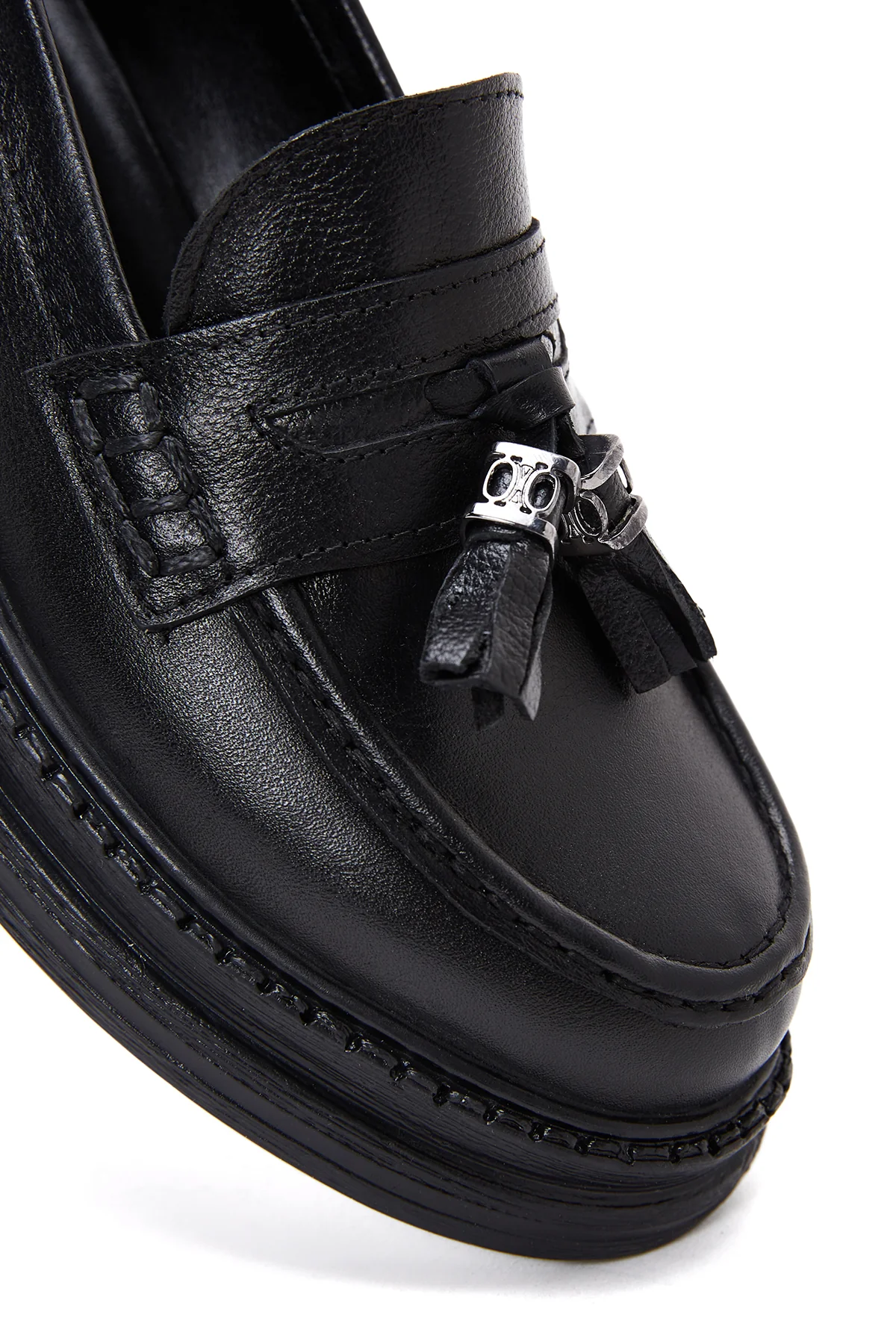 Kadın Siyah Deri Maskülen Loafer - Image 7