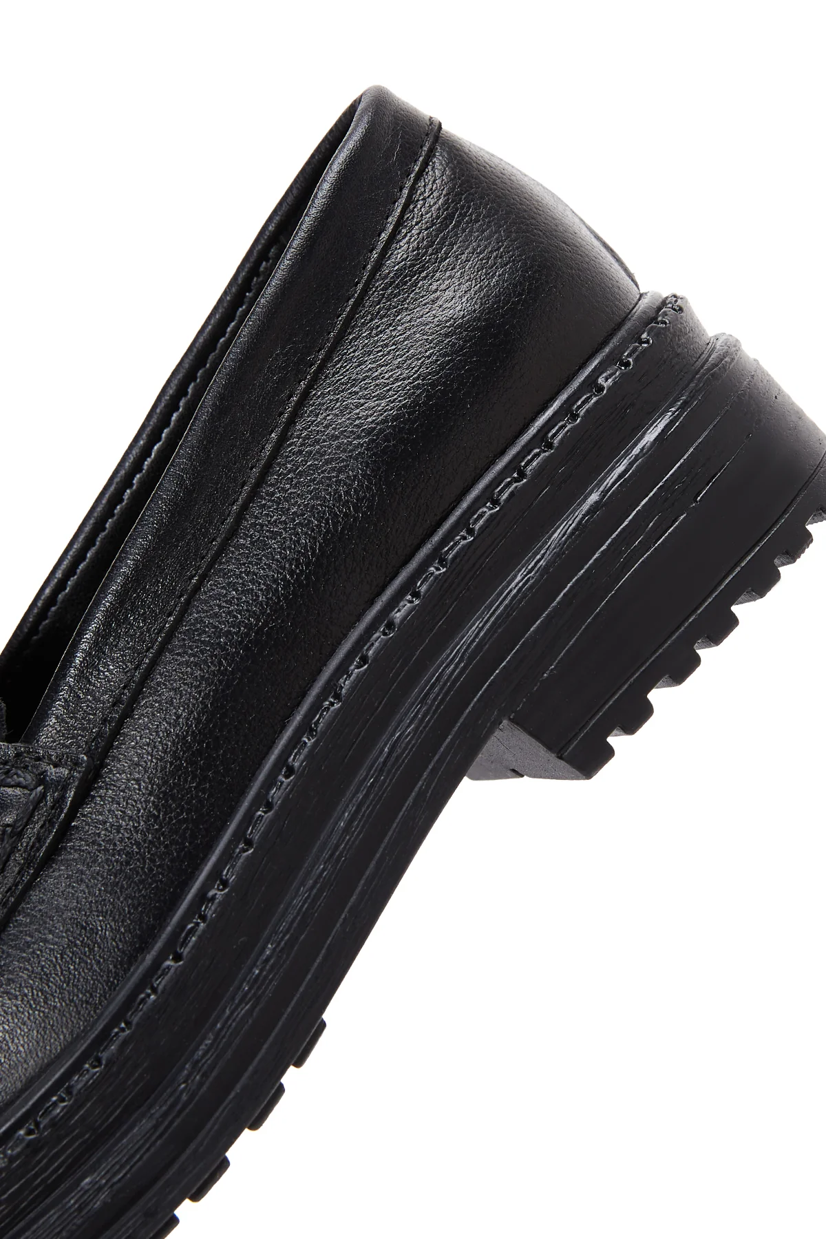 Kadın Siyah Deri Maskülen Loafer - Image 8