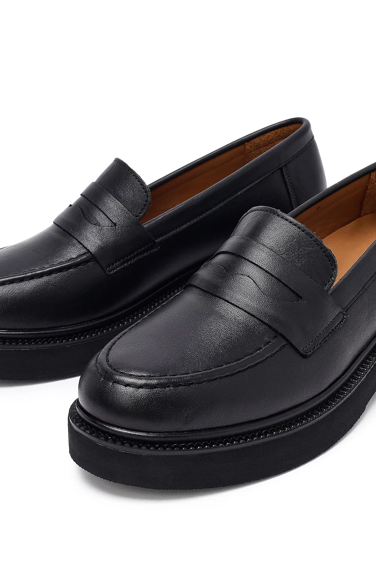 Kadın Siyah Deri Maskülen Loafer - Image 9