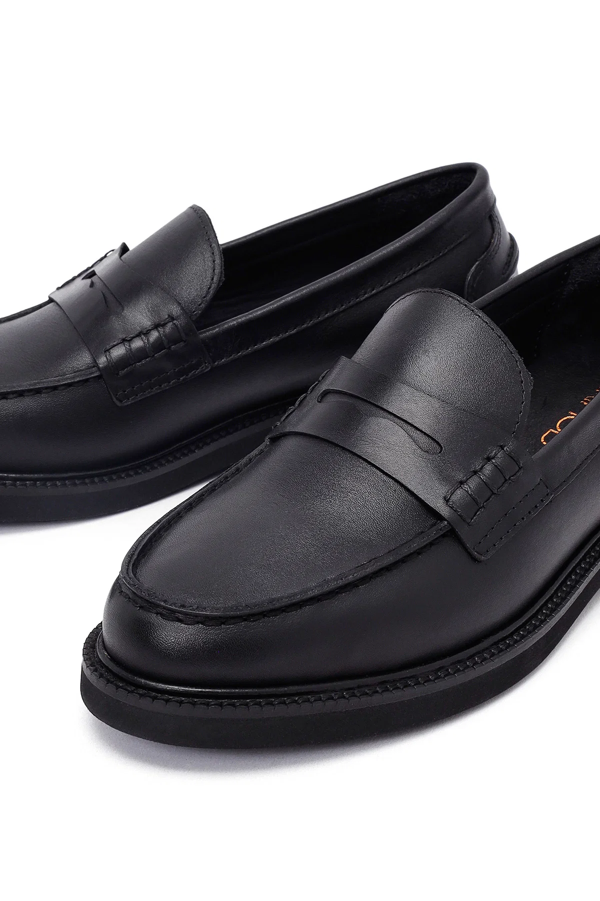 Kadın Siyah Deri Maskülen Loafer - Image 9