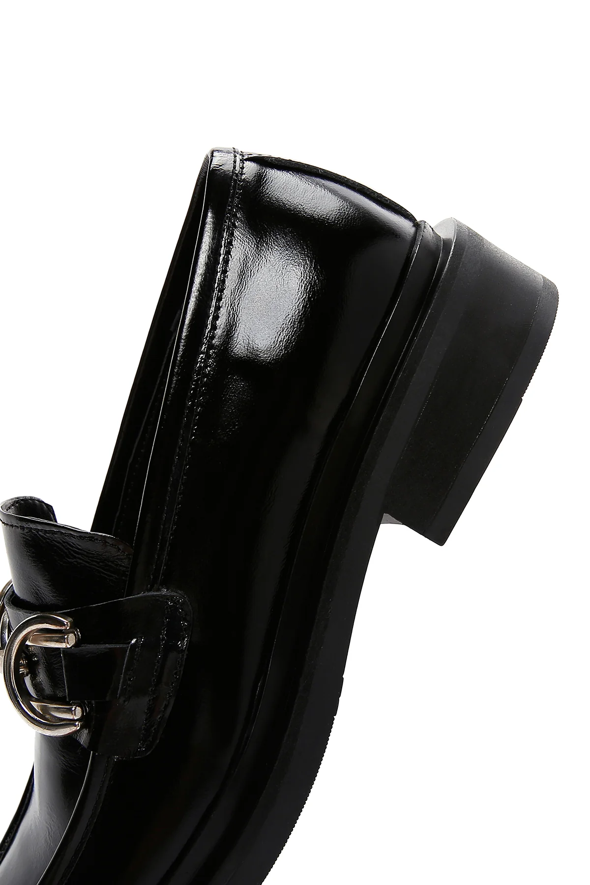 Kadın Siyah Deri Rugan Maskülen Klasik Loafer - Image 7