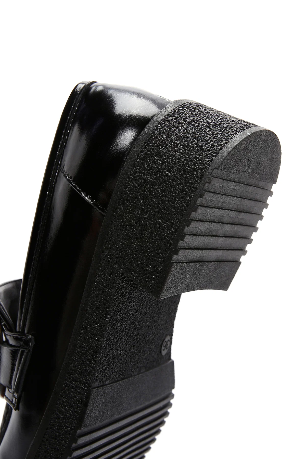 Kadın Siyah Deri Rugan Maskülen Loafer - Image 7
