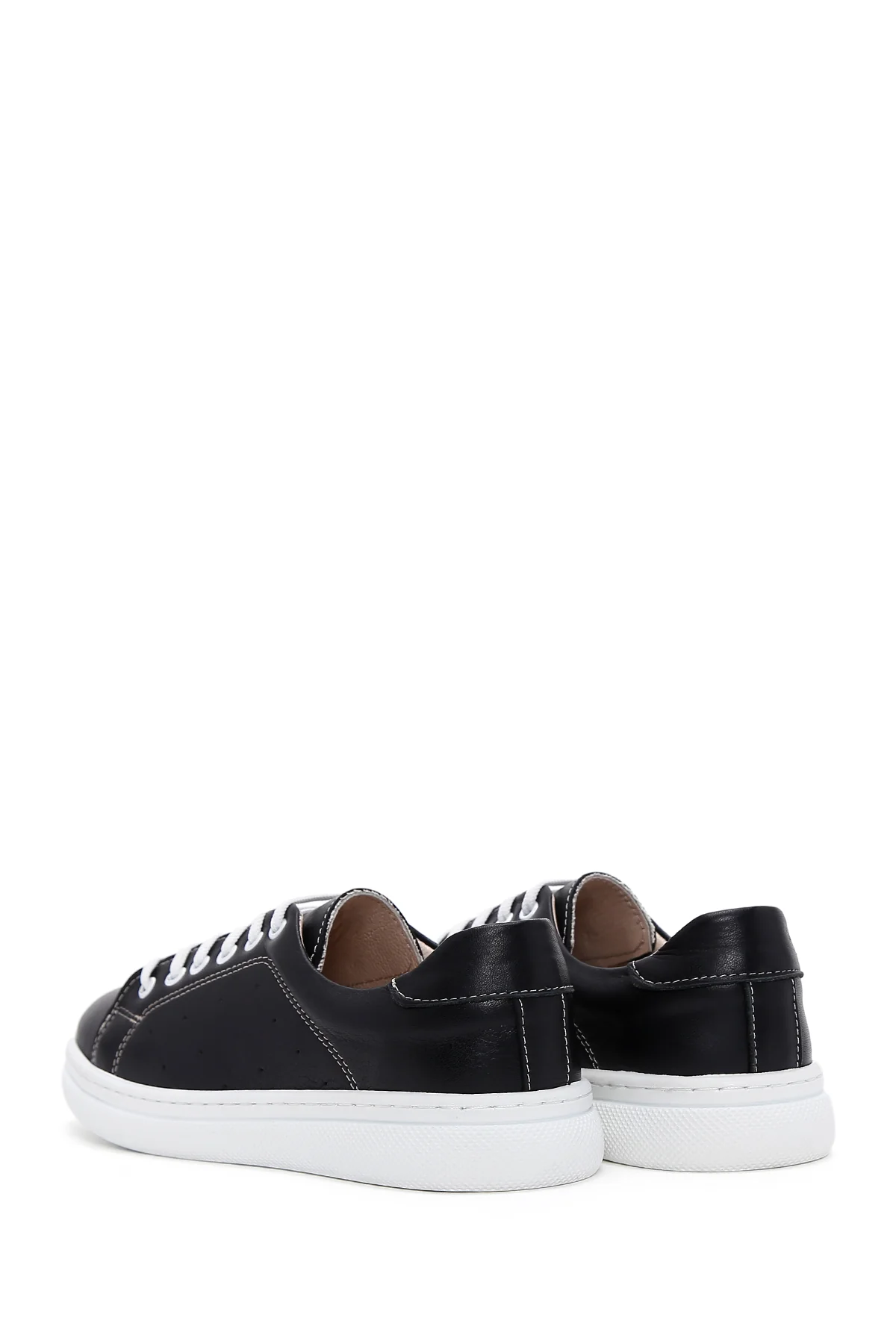 Kadın Siyah Deri Sneaker - Image 5