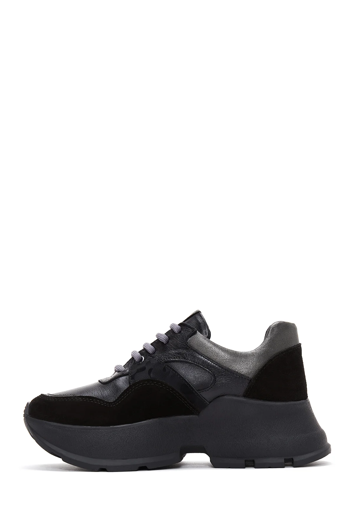 Kadın Siyah Deri Süet Detaylı Kalın Tabanlı Sneaker - Image 2