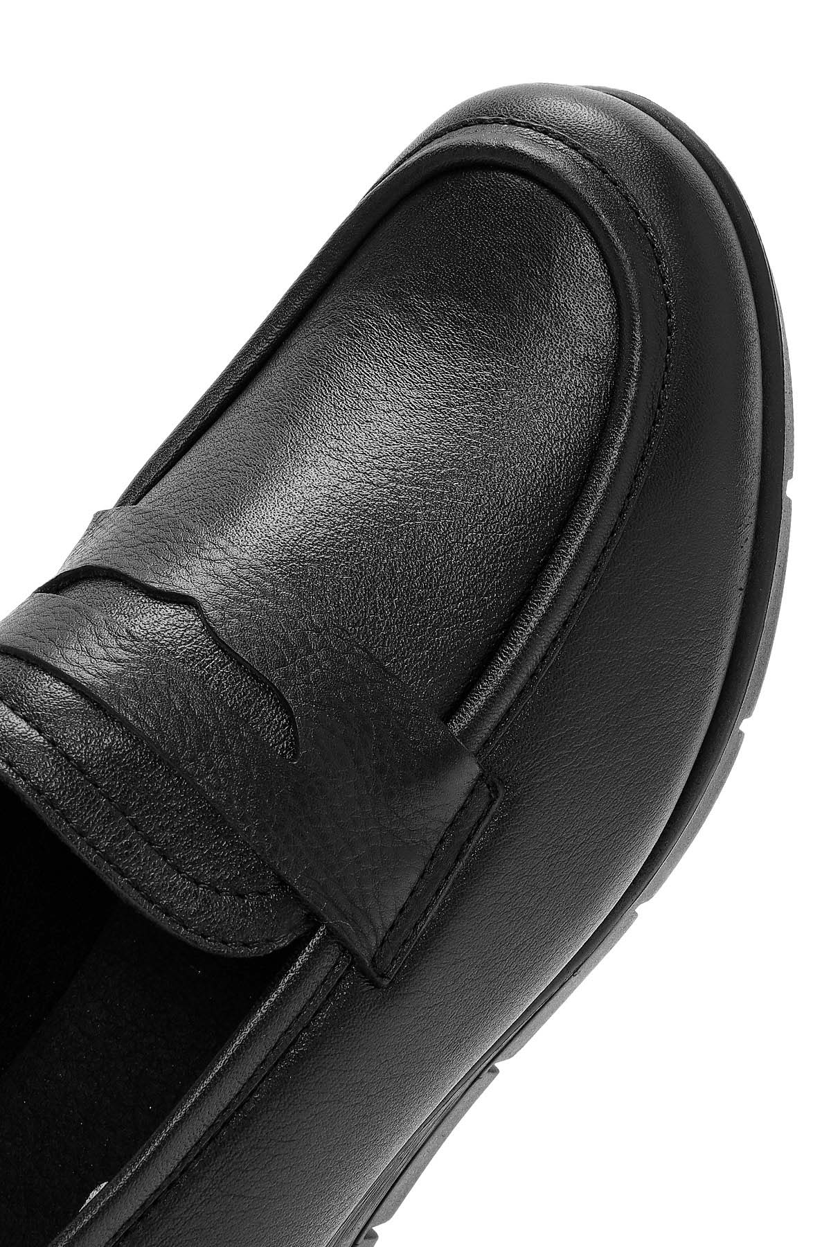 Kadın Siyah Dolgu Topuklu Deri Comfort Loafer - Image 9