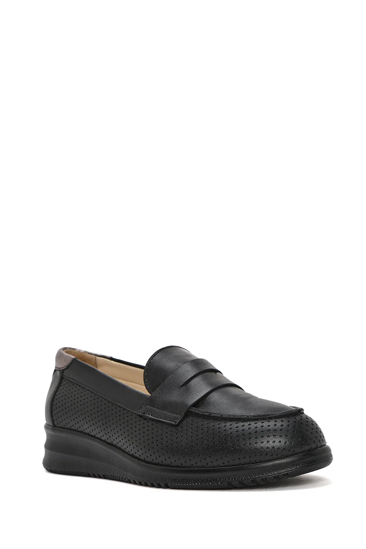 Kadın Siyah Dolgu Topuklu Deri Comfort Loafer - Image 7