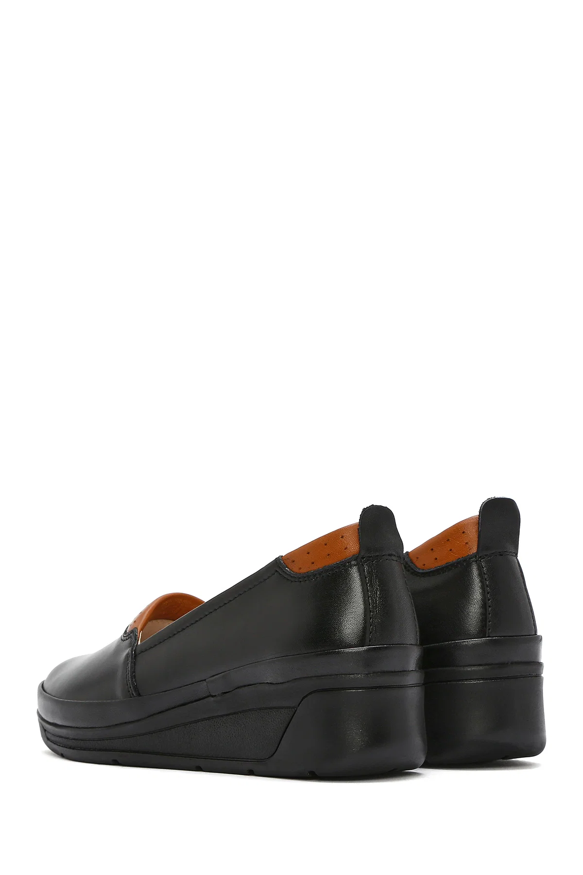 Kadın Siyah Dolgu Topuklu Deri Comfort Loafer - Image 5