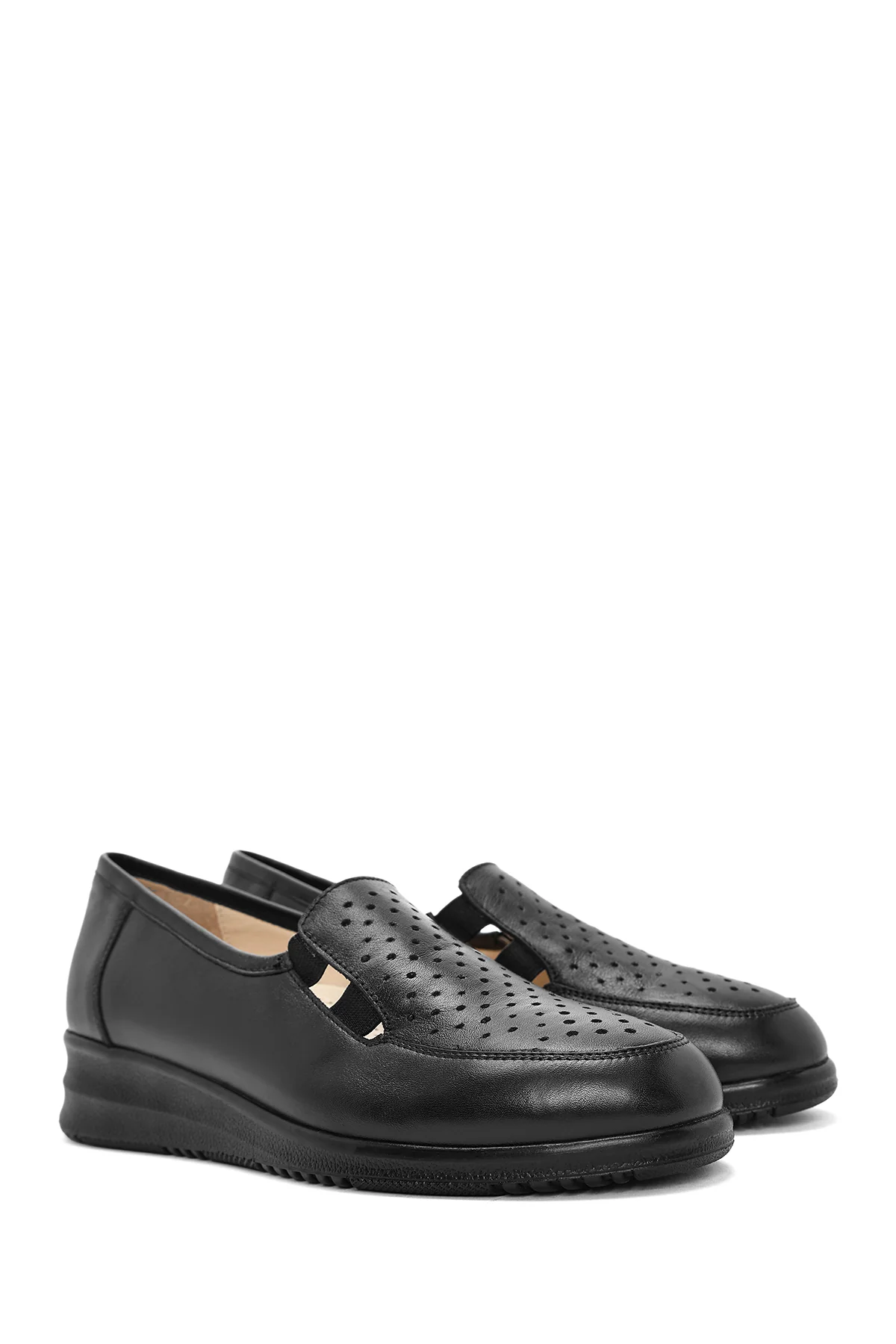 Kadın Siyah Dolgu Topuklu Deri Comfort Loafer - Image 2