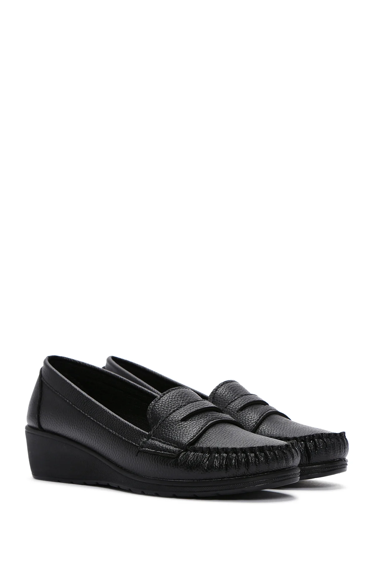 Kadın Siyah Dolgu Topuklu Loafer - Image 3