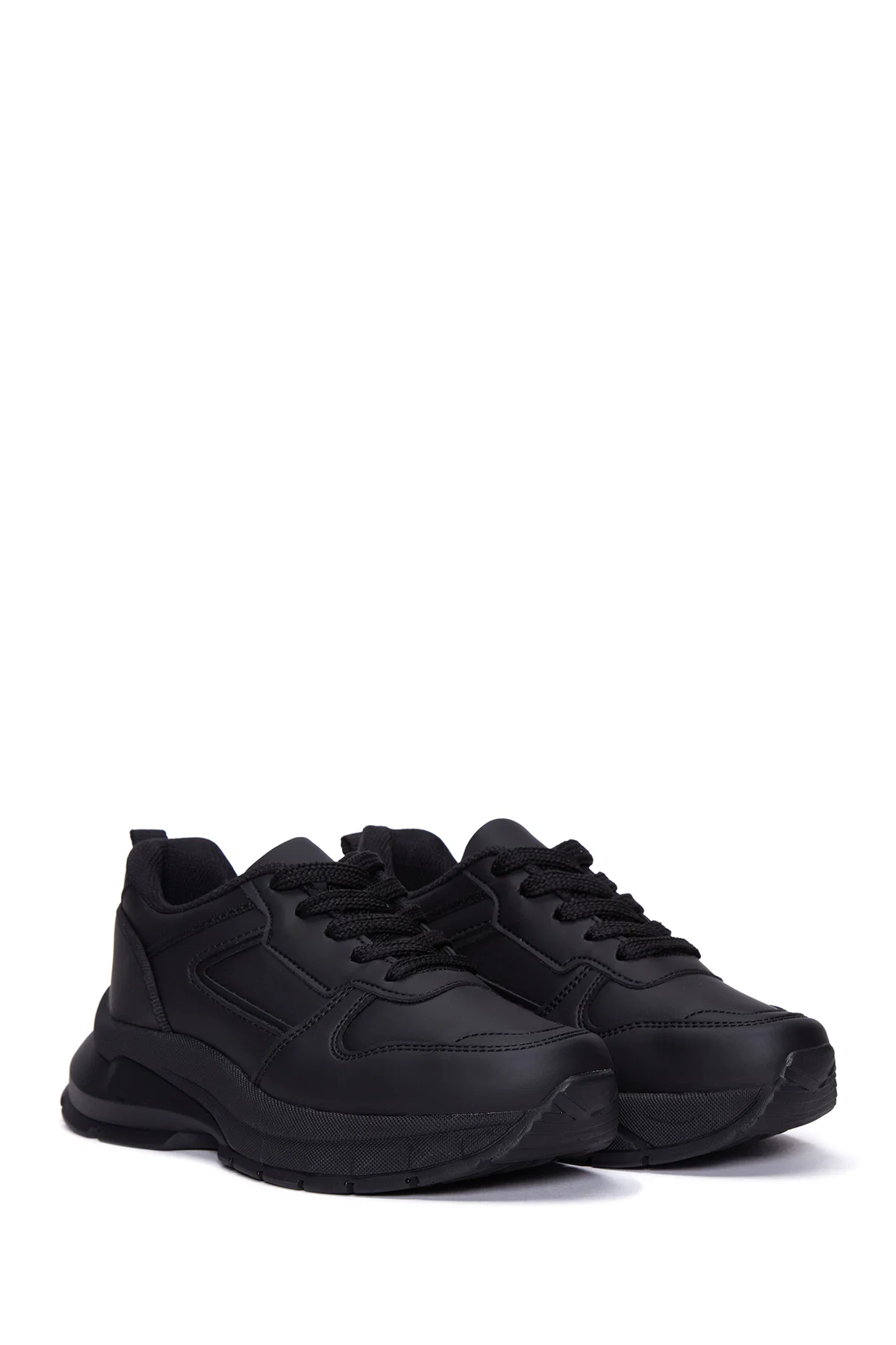 Kadın Siyah Kalın Tabanlı Bağcıklı Sneaker - Image 3