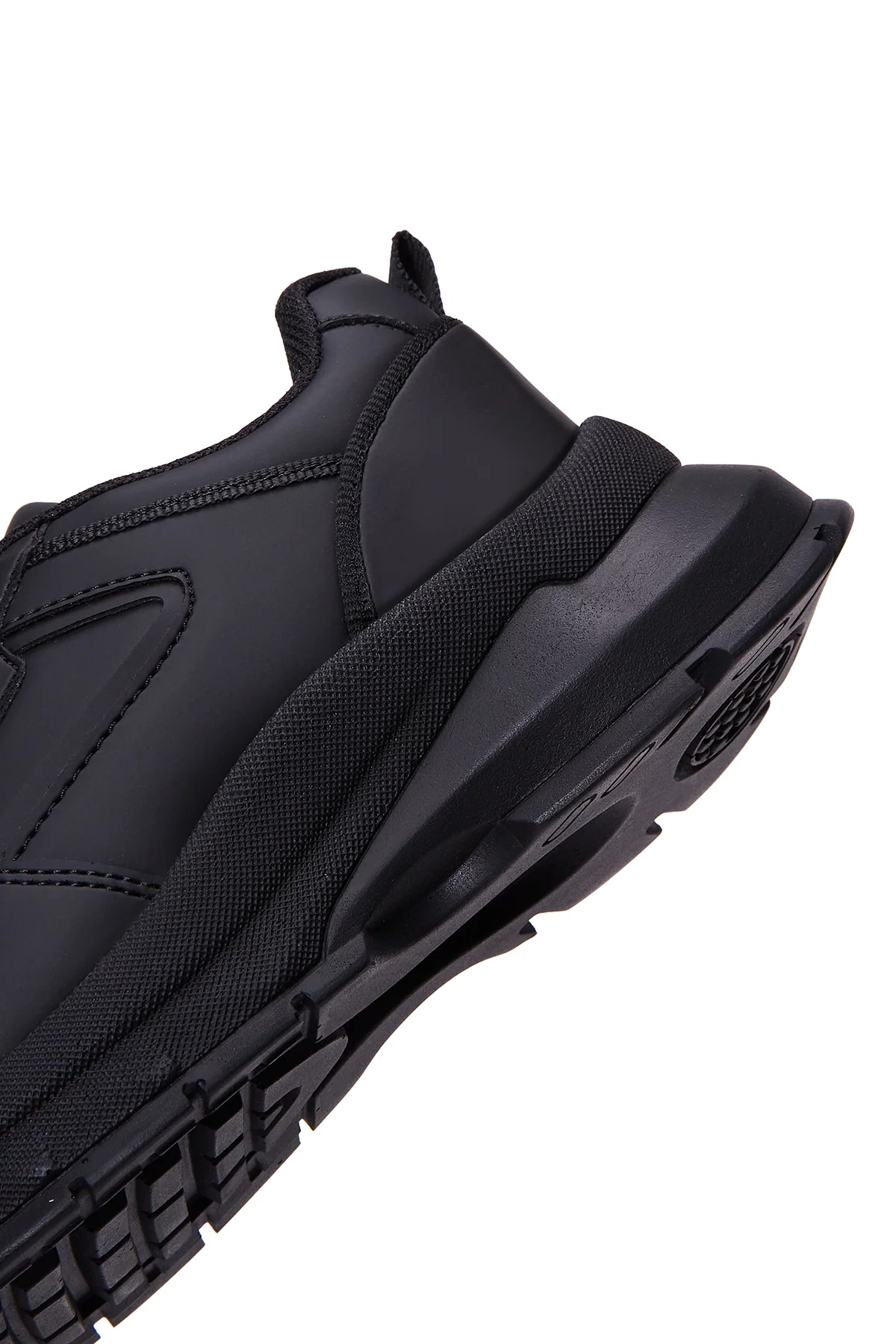 Kadın Siyah Kalın Tabanlı Bağcıklı Sneaker - Image 8