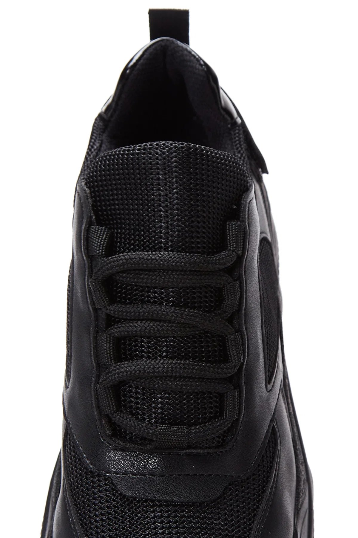 Kadın Siyah Kalın Tabanlı Bağcıklı Sneaker - Image 8