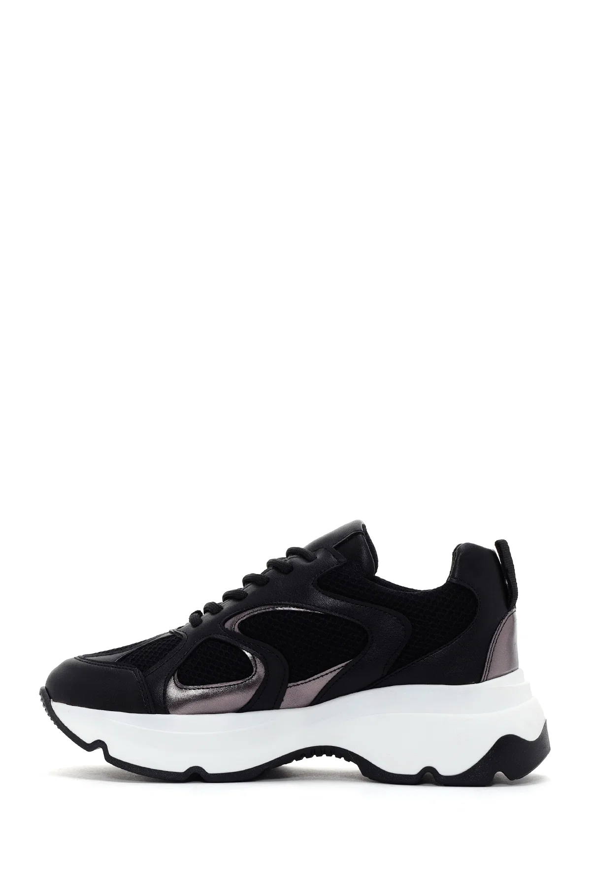 Kadın Siyah Kalın Tabanlı Bağcıklı Sneaker - Image 2
