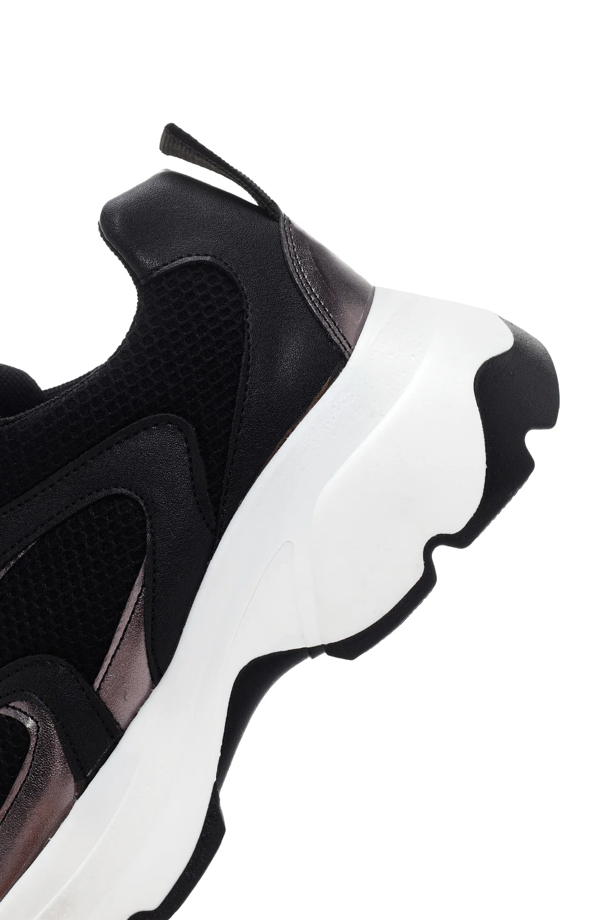 Kadın Siyah Kalın Tabanlı Bağcıklı Sneaker - Image 7