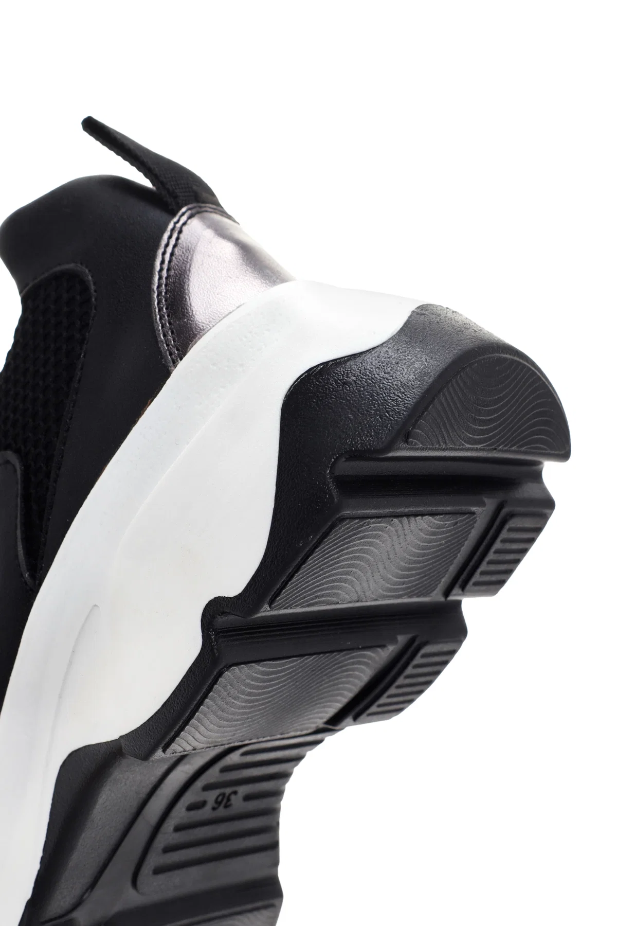 Kadın Siyah Kalın Tabanlı Bağcıklı Sneaker - Image 8